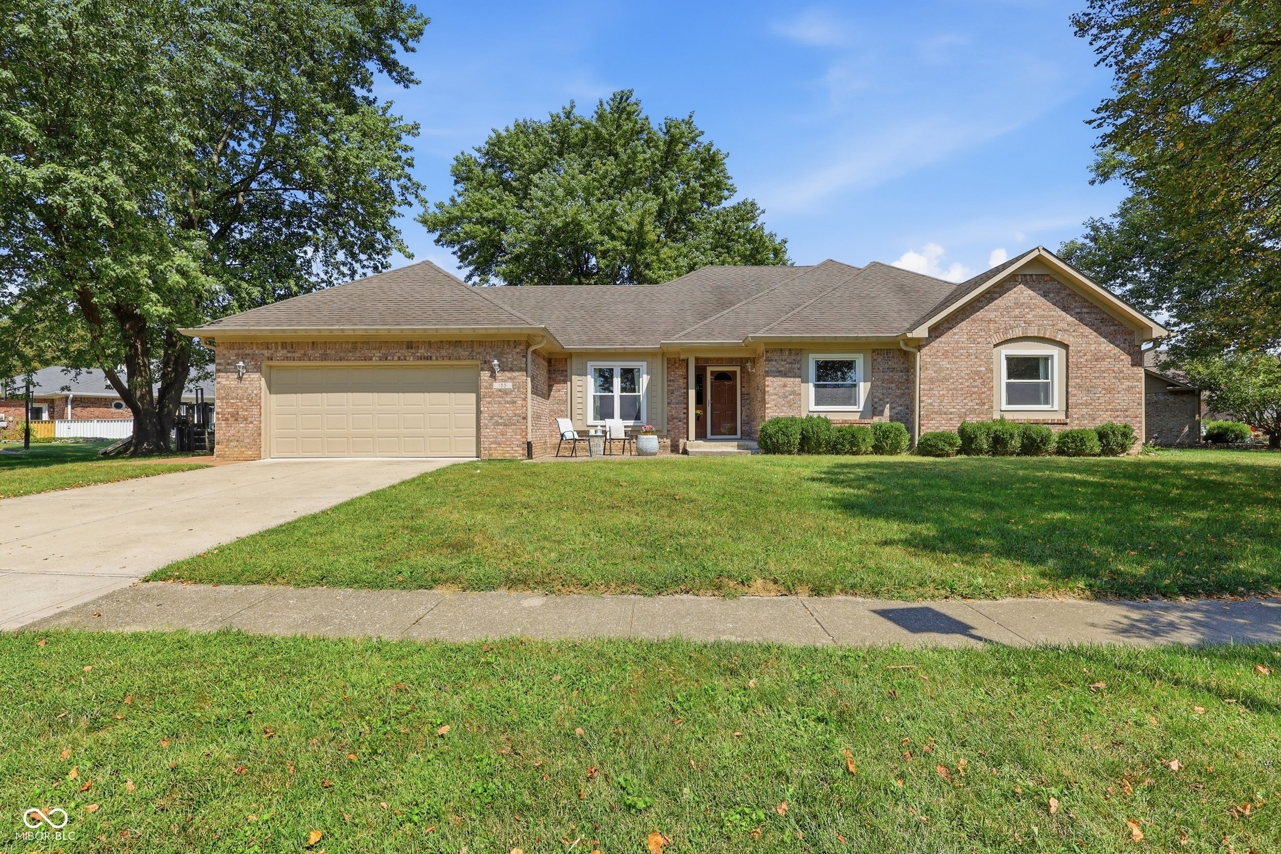155 Williamsburg Lane — photo