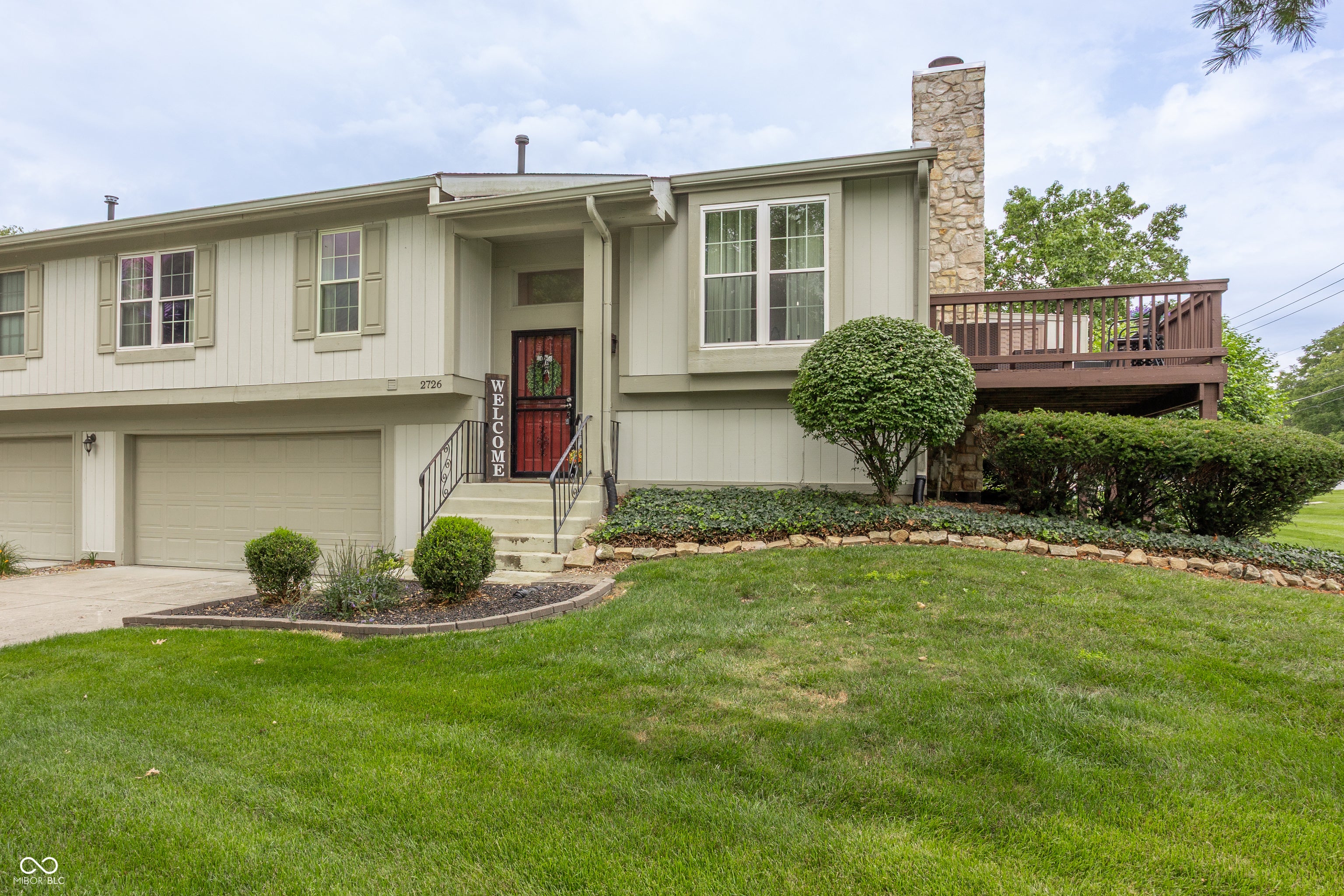 2726 Lakeshire Lane — photo