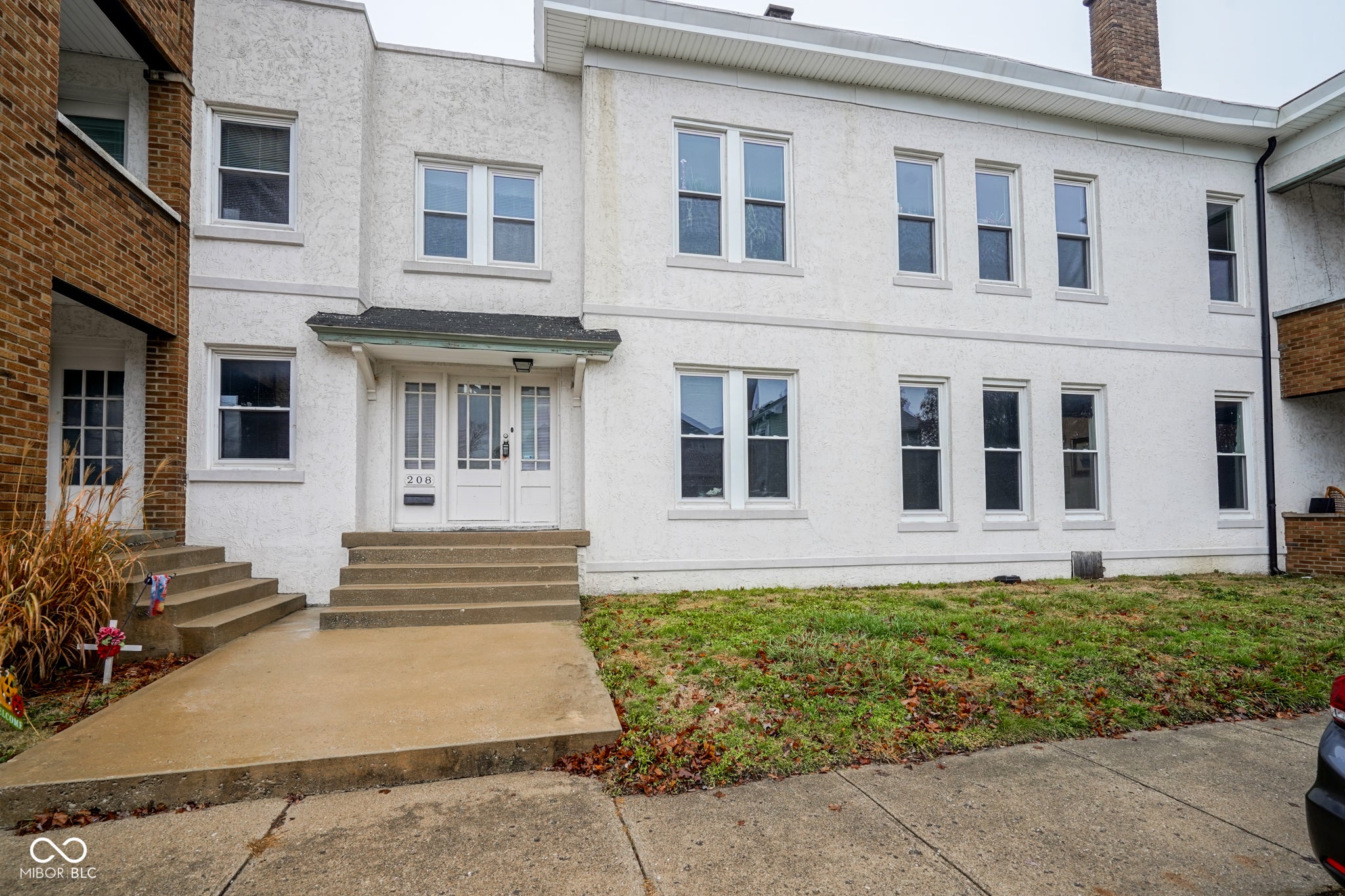 208 W Williams Street — photo