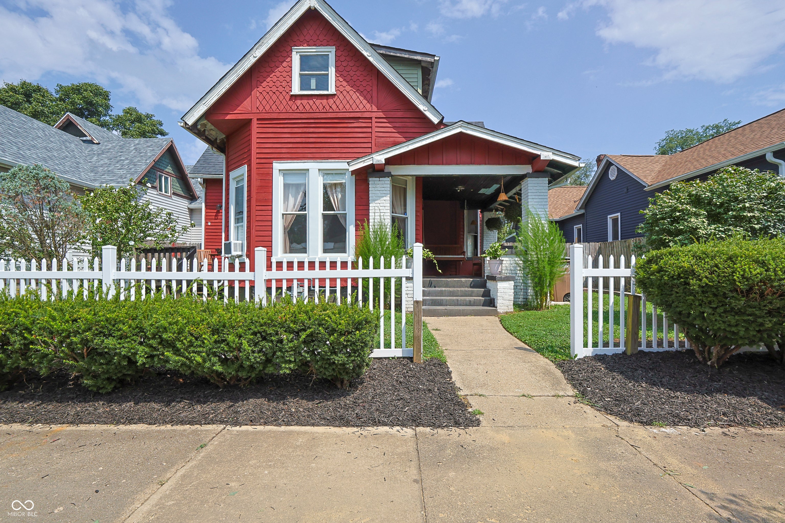 1439 Pearl Street — photo