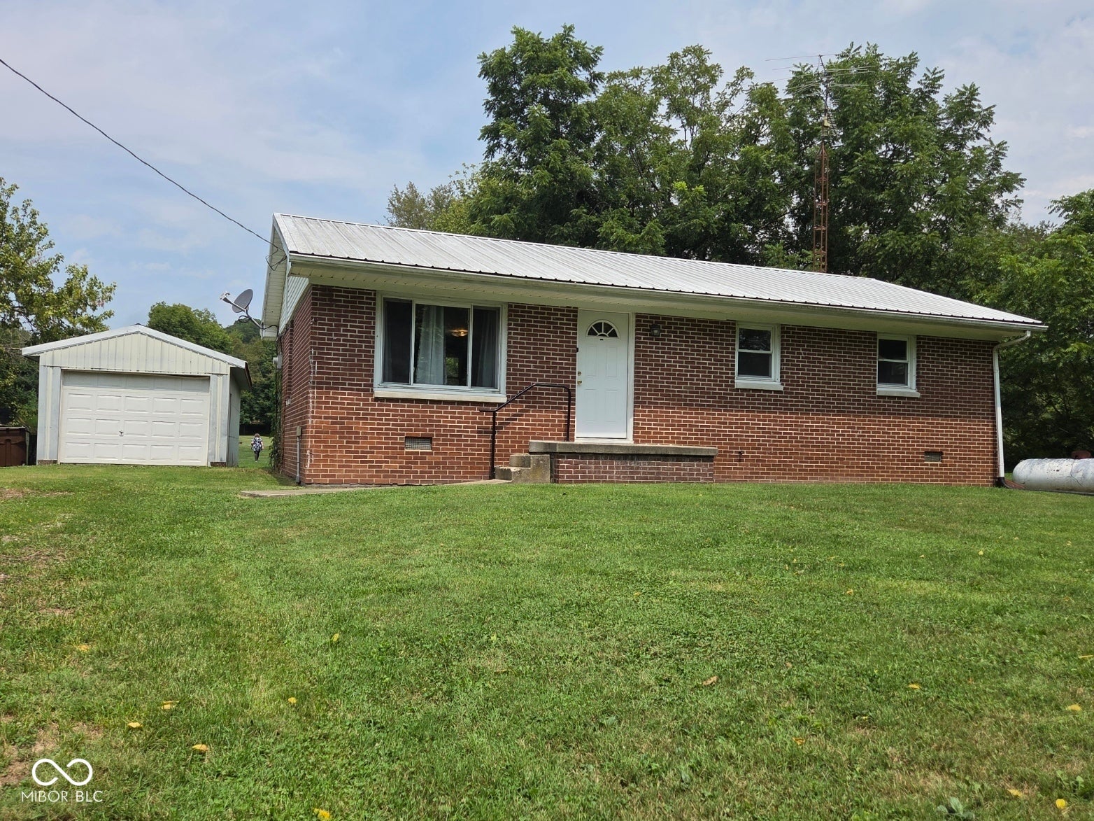 6280 E County Road 200 S — photo