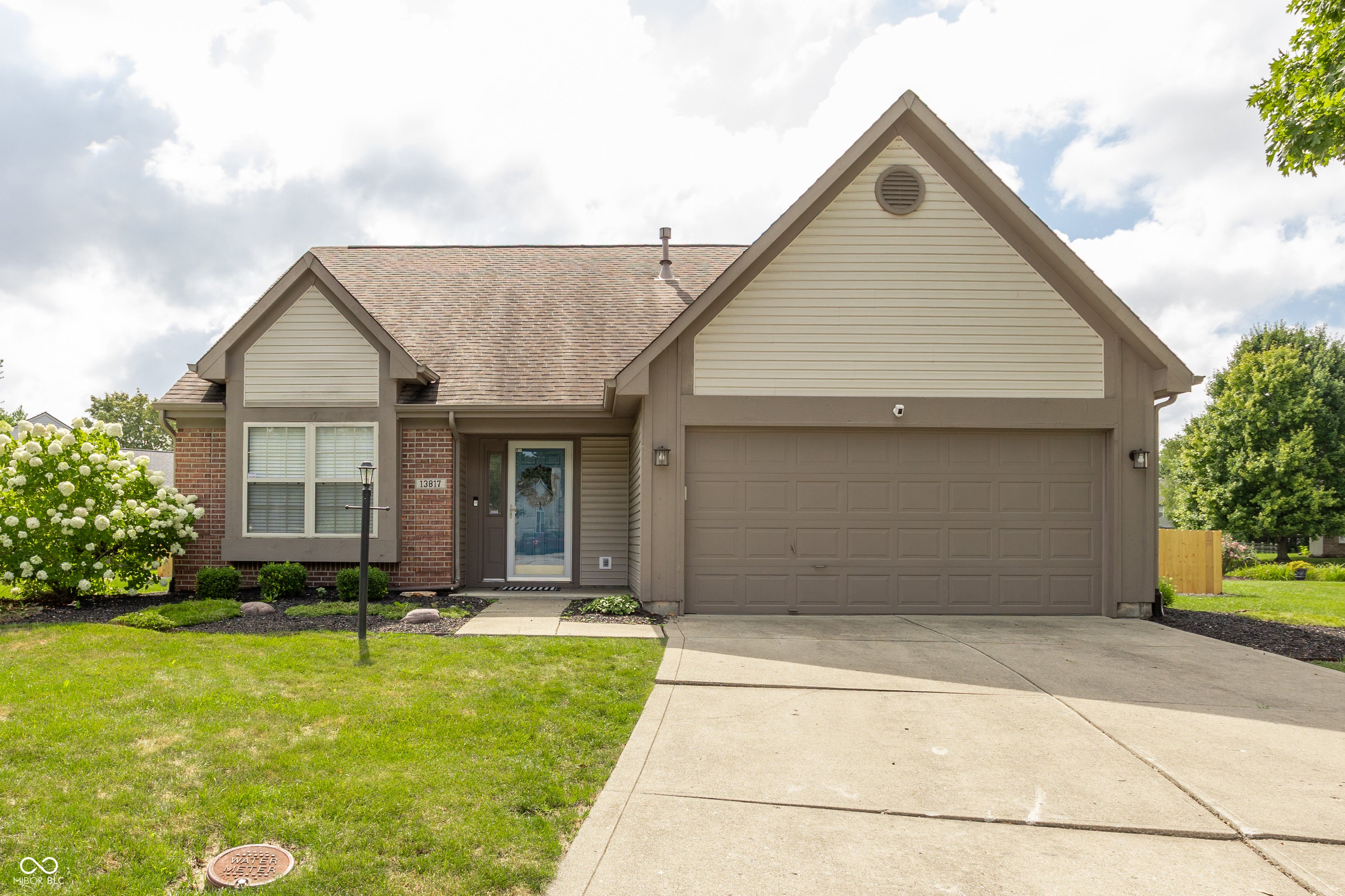 13817 Wabash Drive — photo