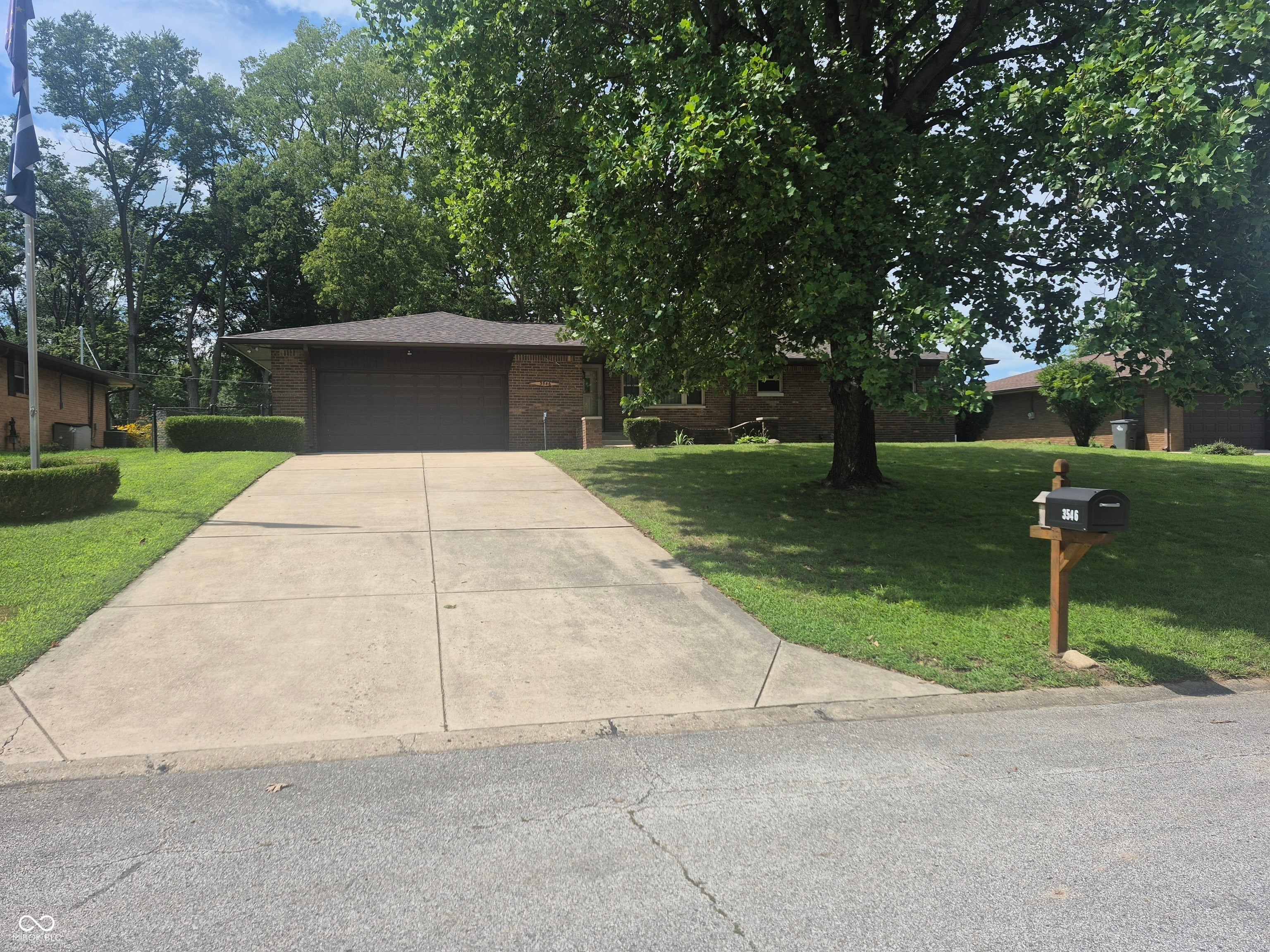 3546 Rahke Road — photo