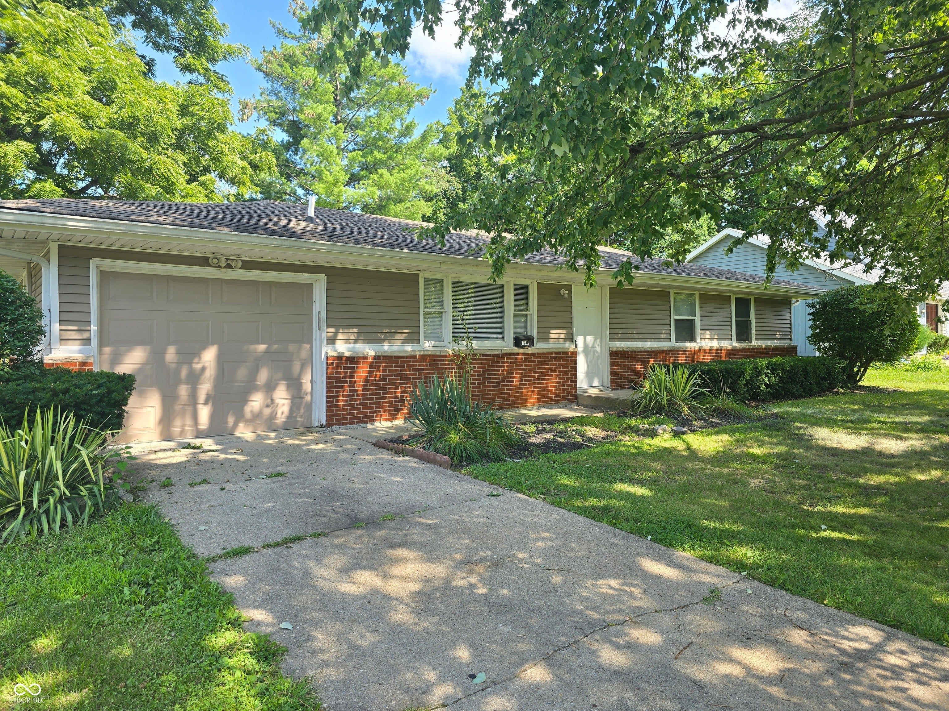 1230 Oakland Drive — photo