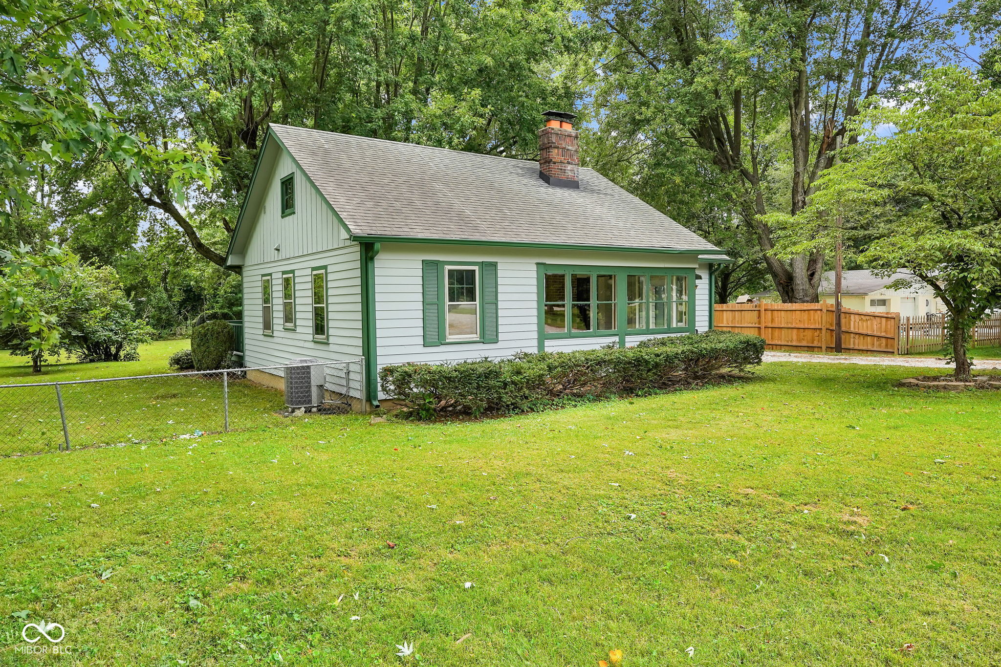 8508 Morgantown Road — photo