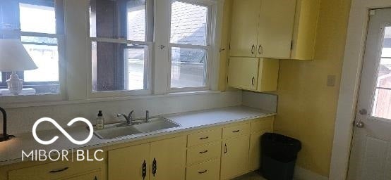 40 E Walnut Street — photo