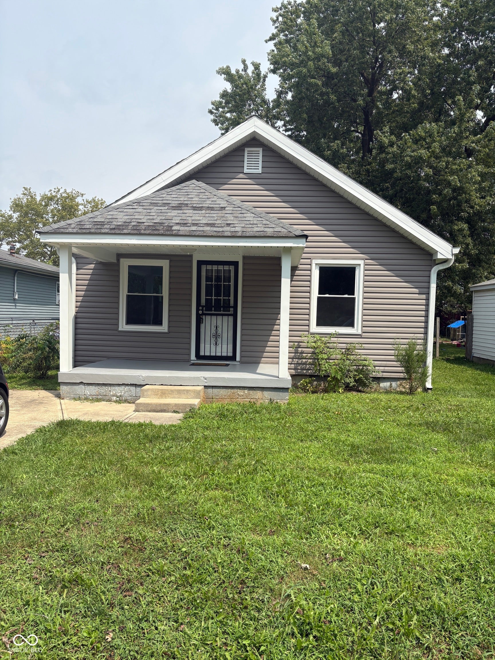 706 Bacon Street — photo