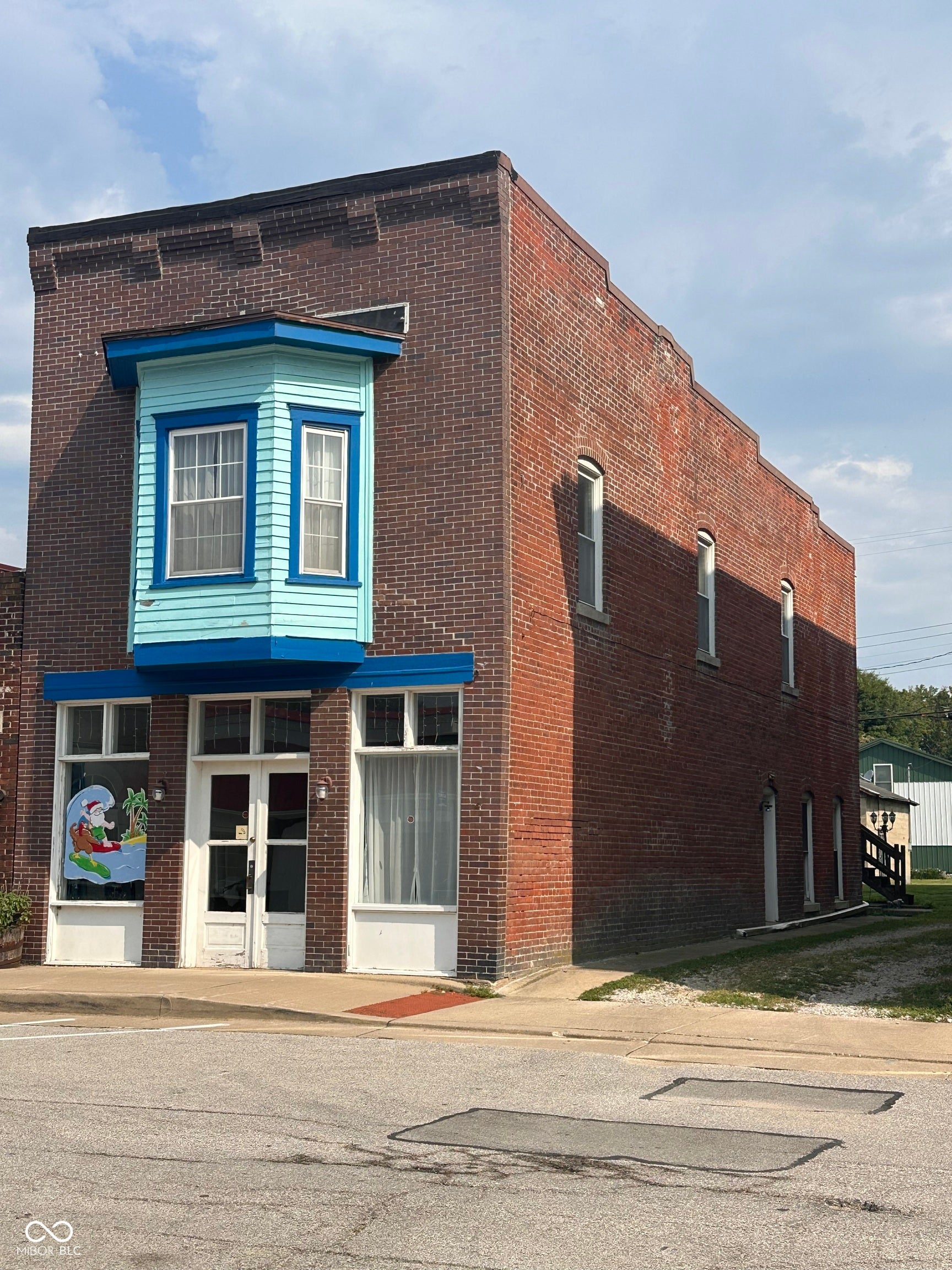 147 E Main Street — photo