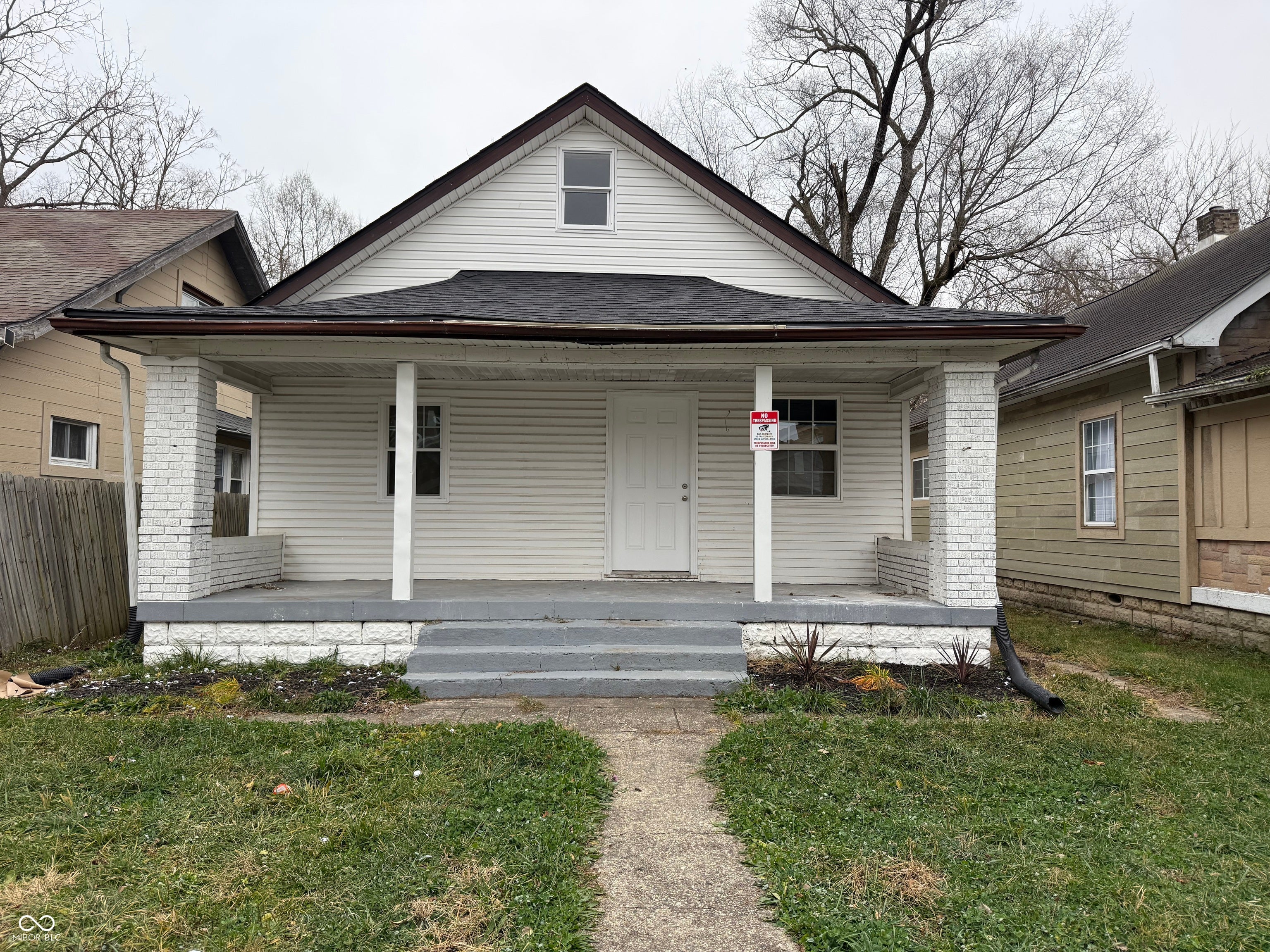 2129 N Dexter Street — photo