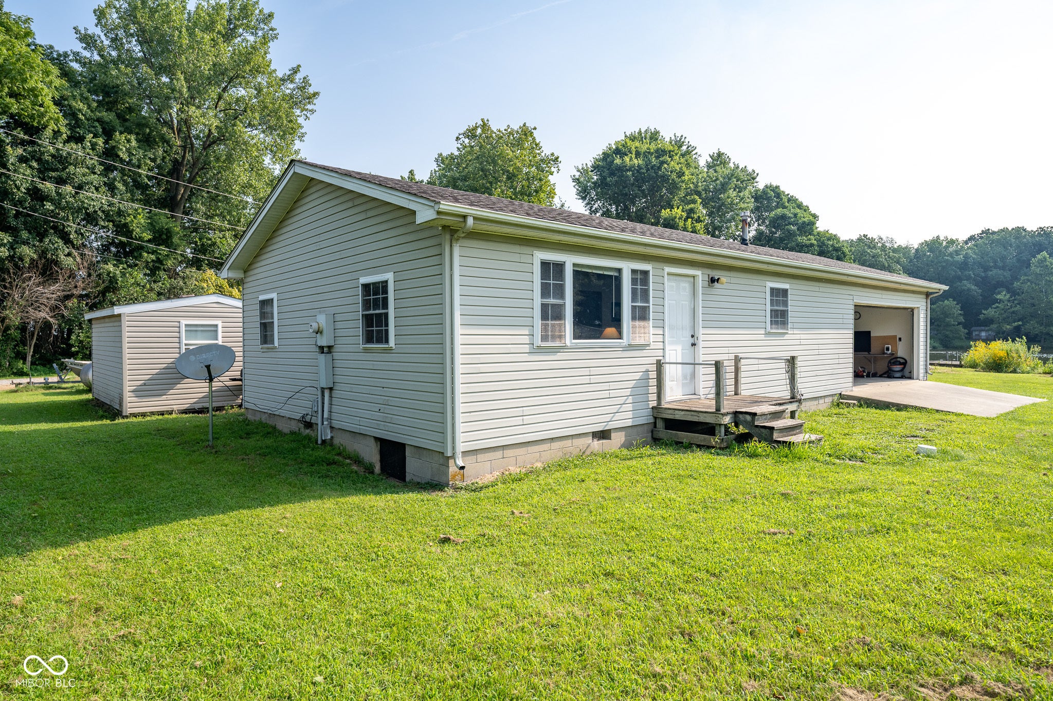 914 Vance Court — photo