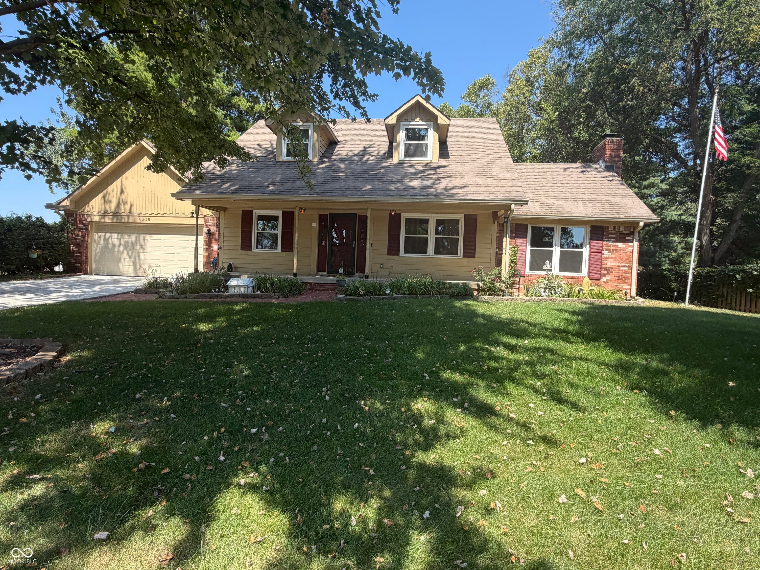 4306 W Fox Ridge Avenue — photo