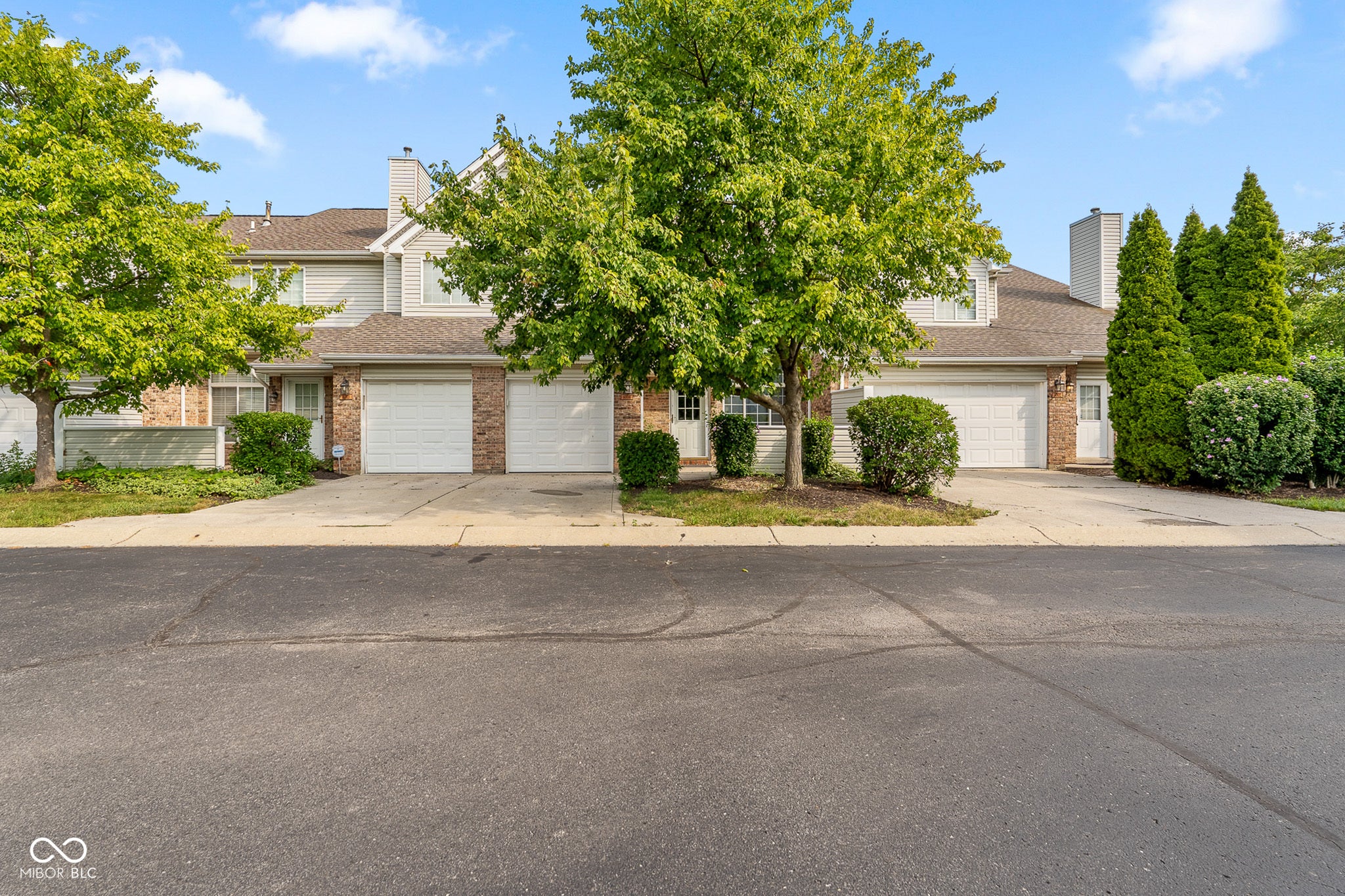 6006 Racine Lane — photo