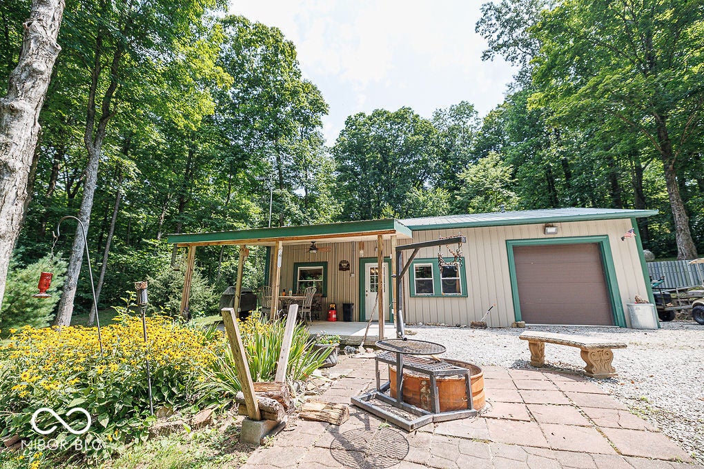 1405 Lakeside Drive — photo