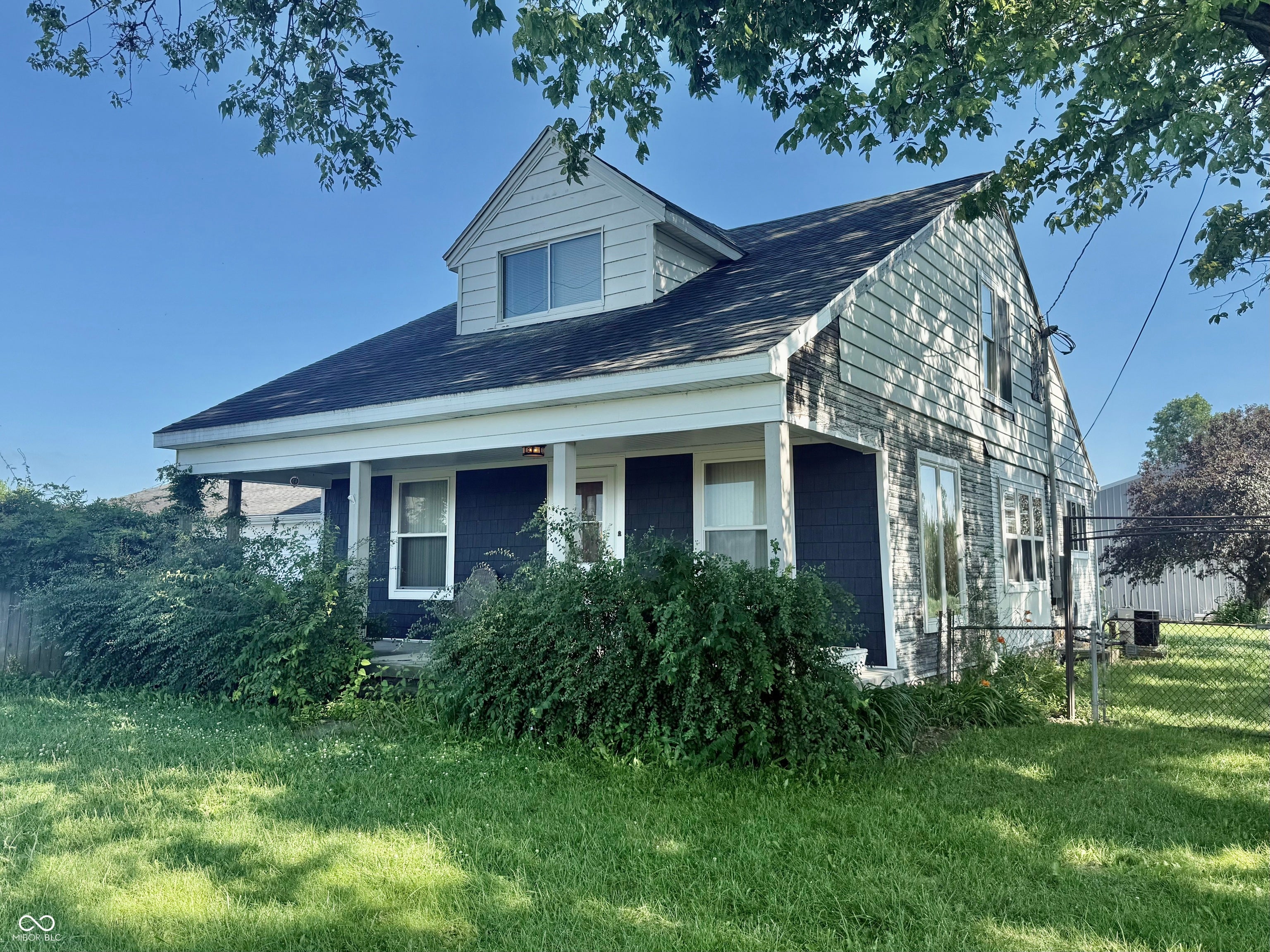 4405 E Jackson Street — photo