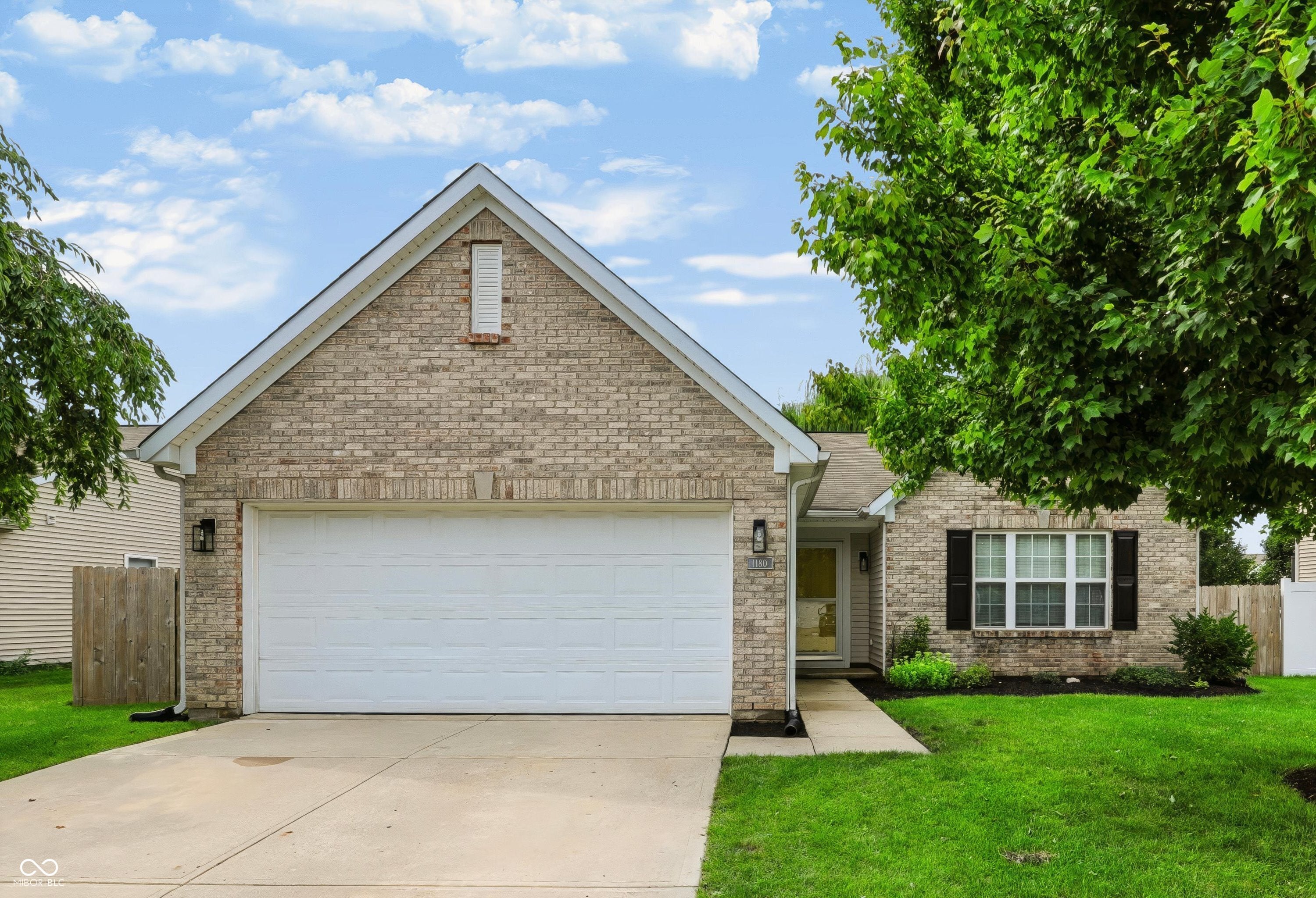 1180 Dahlgren Lane — photo