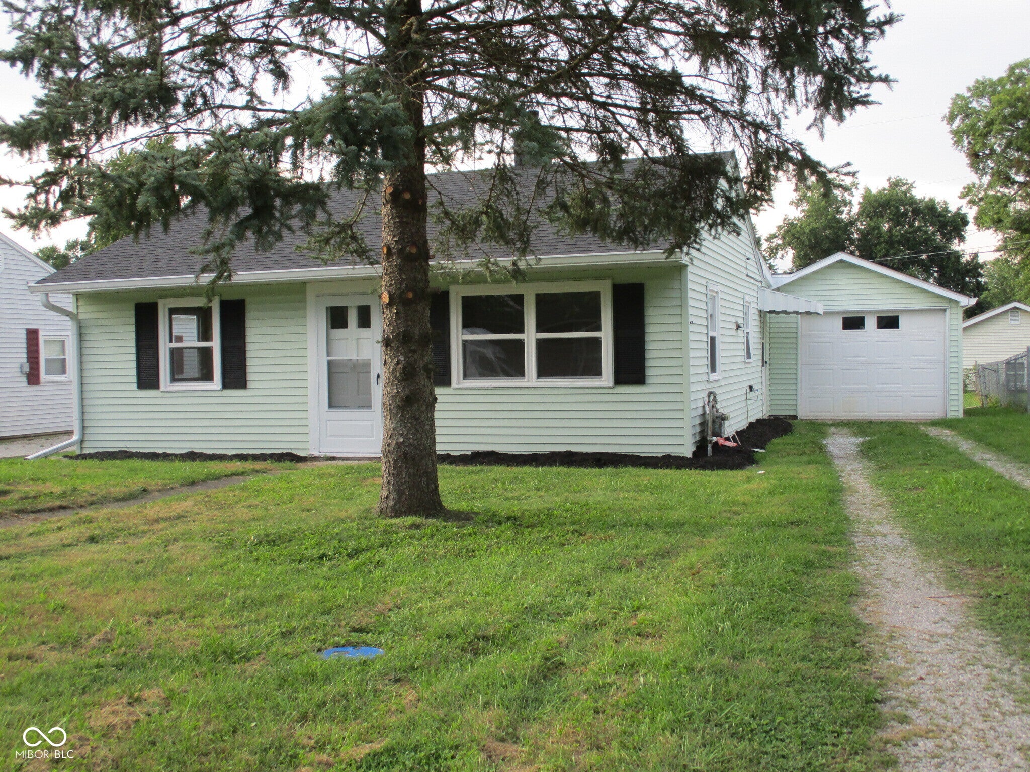 1802 Eastwood Drive — photo