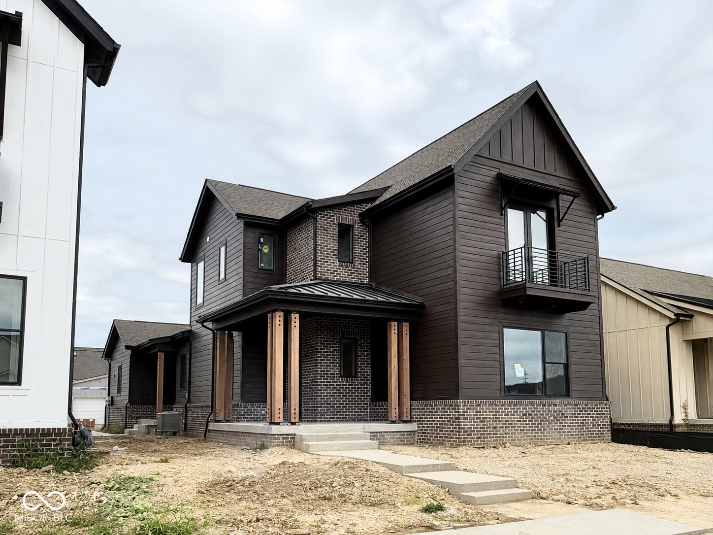 17296 Newton Main Street — photo