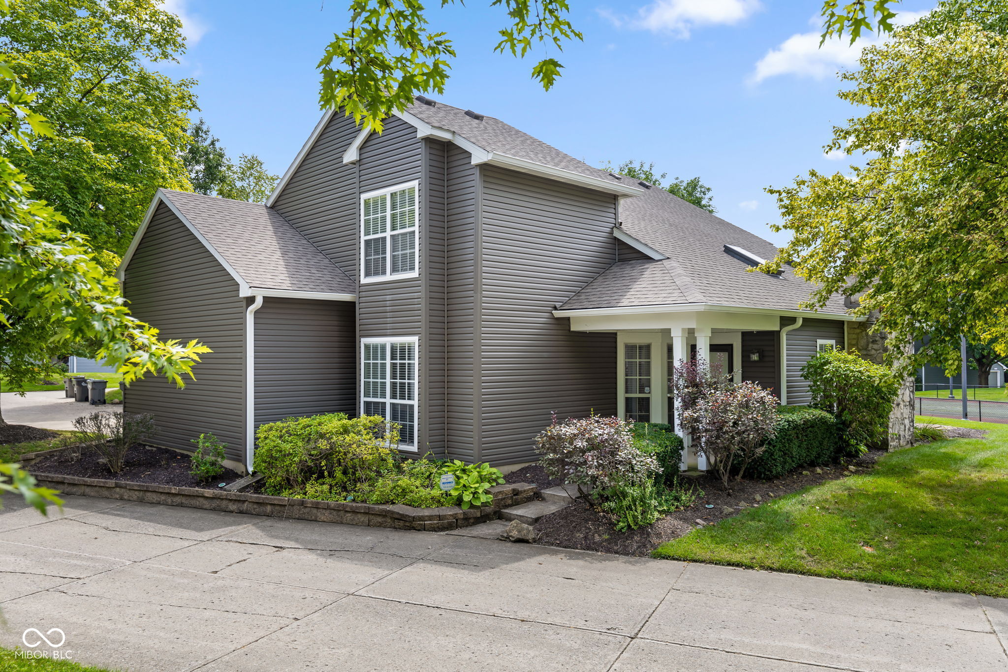 6407 Bayside South Drive — photo