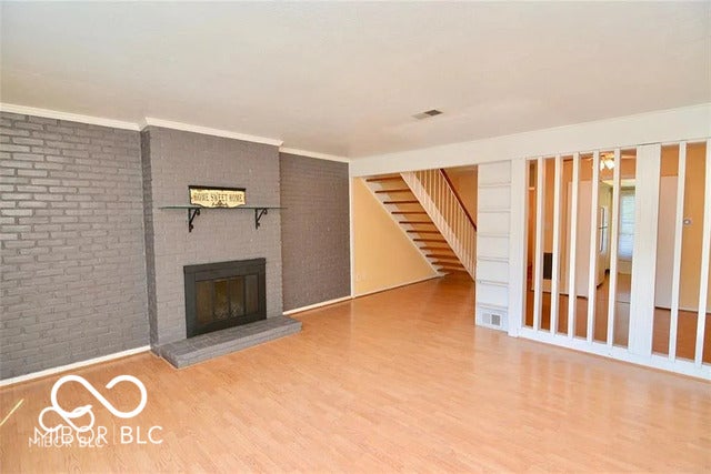7445 Countrybrook Drive — photo