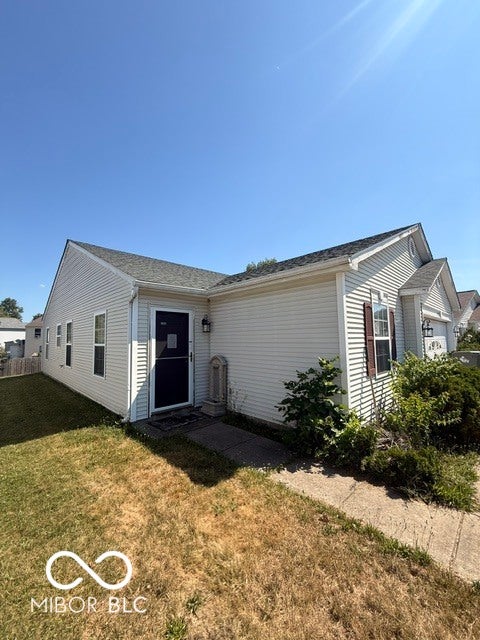 9132 Blue Pine Drive — photo