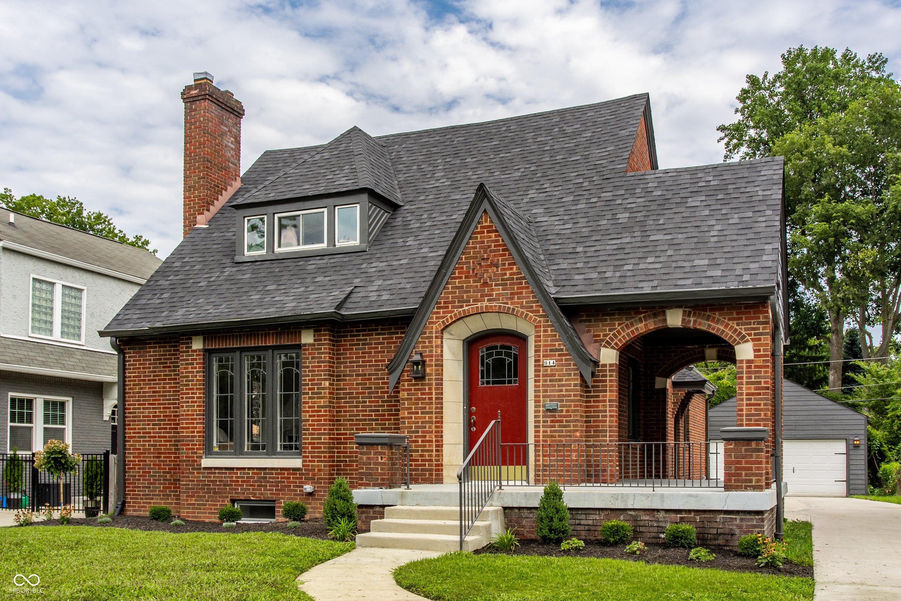 314 W Hampton Drive — photo