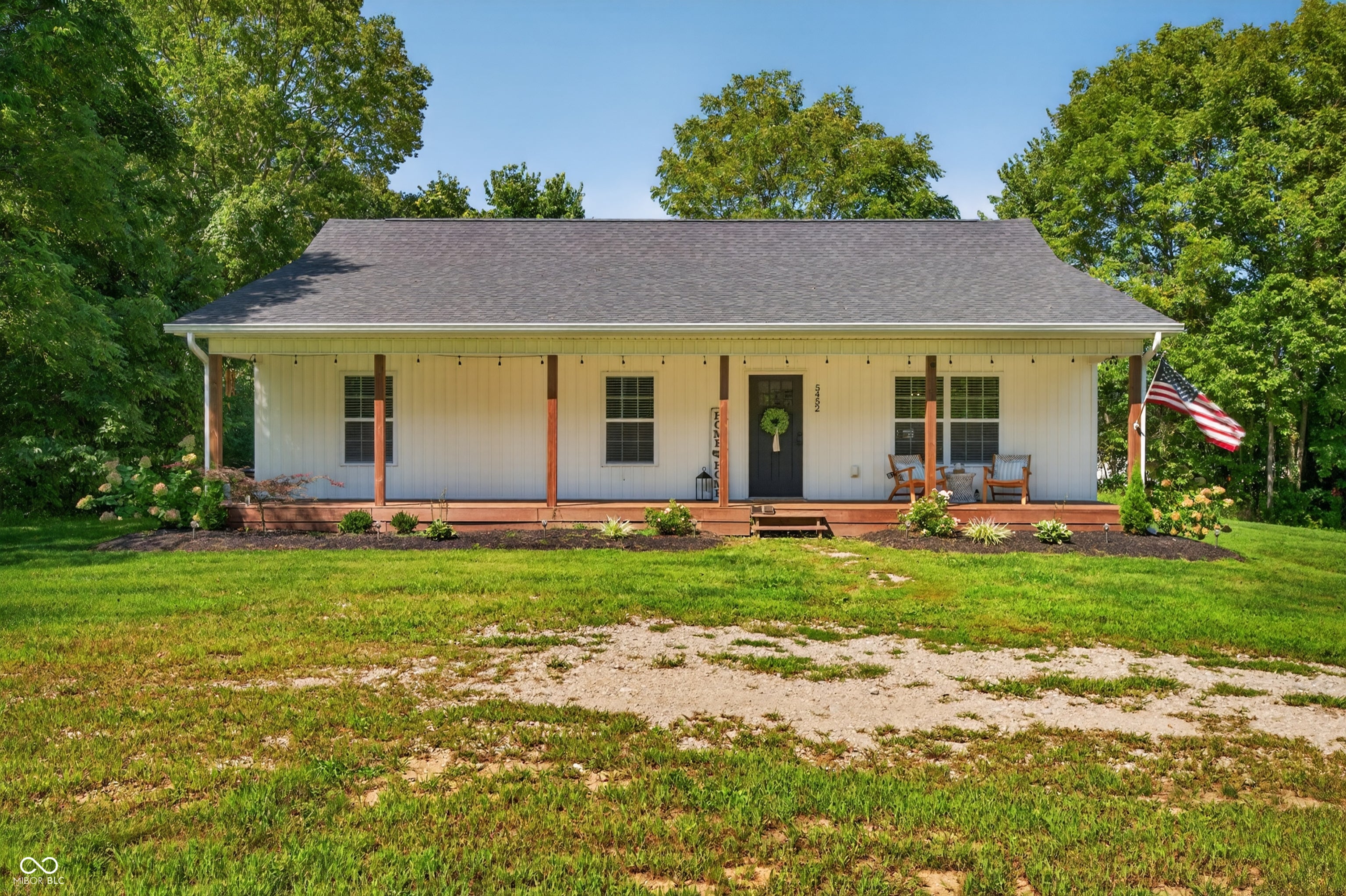 5452 S State Road 135 — photo