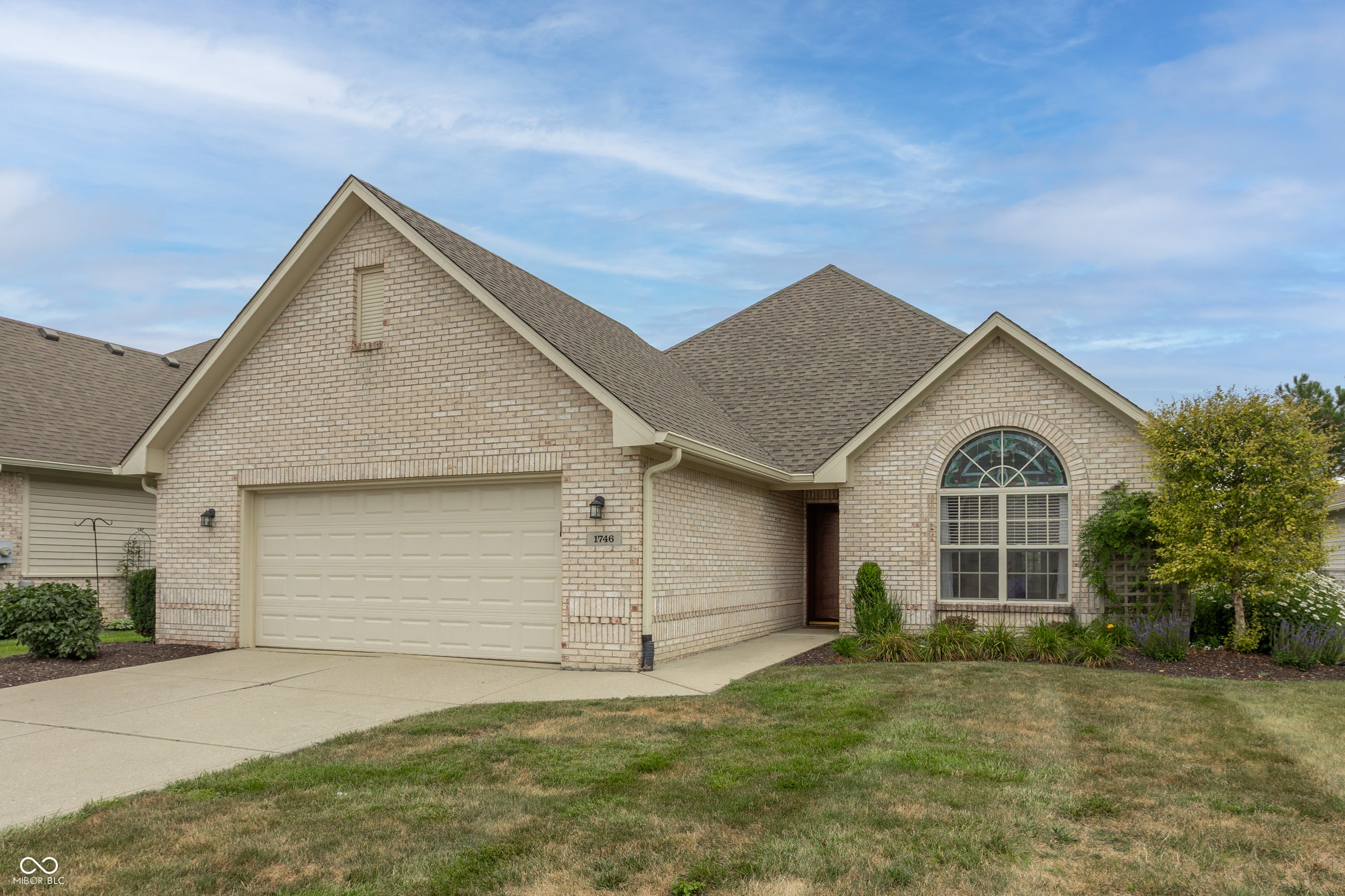 1746 Stonewall Circle — photo