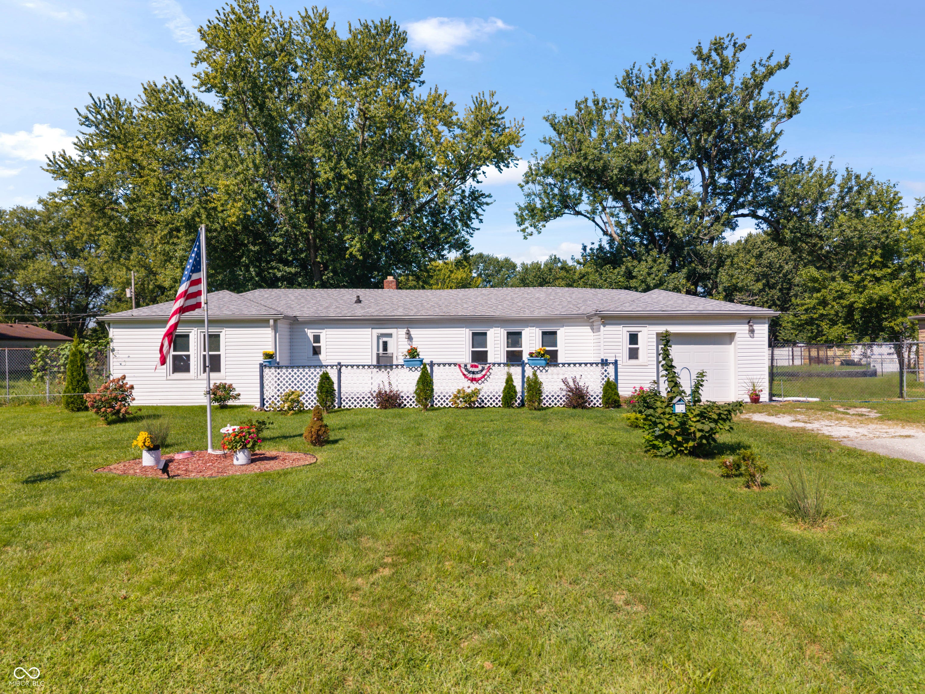 3230 Fisher Road — photo