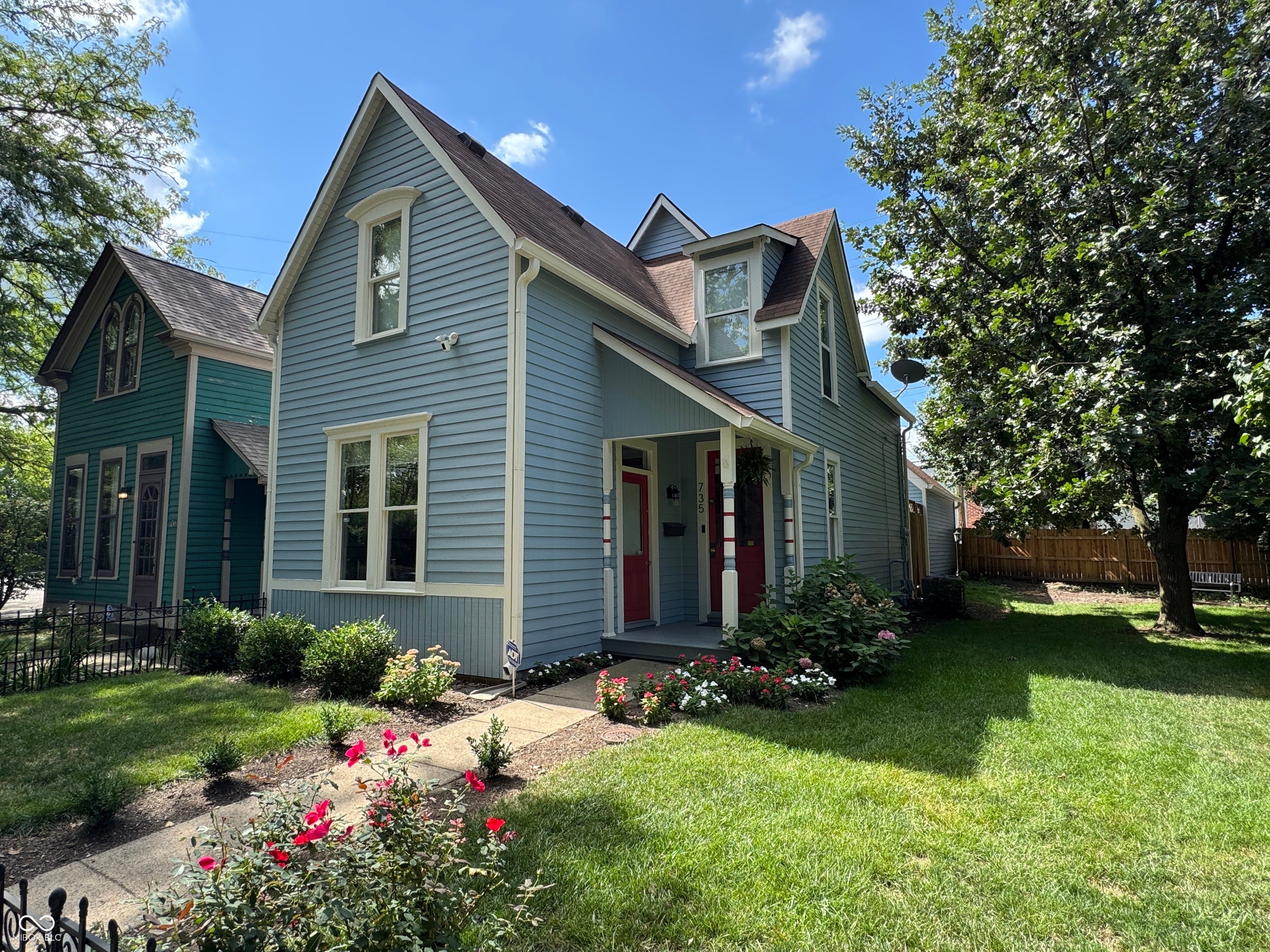 735 Elm Street — photo