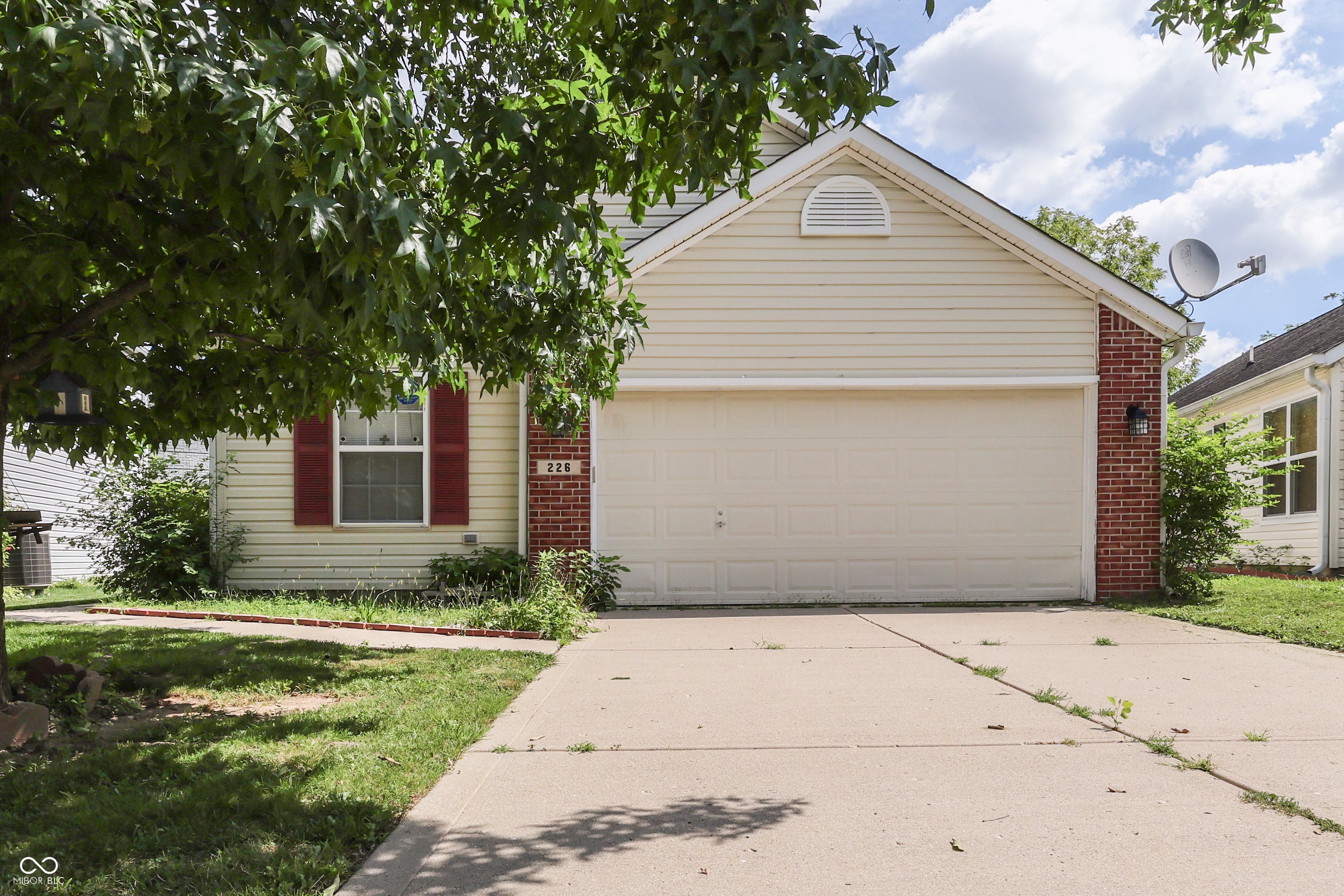 226 Gazebo Drive — photo
