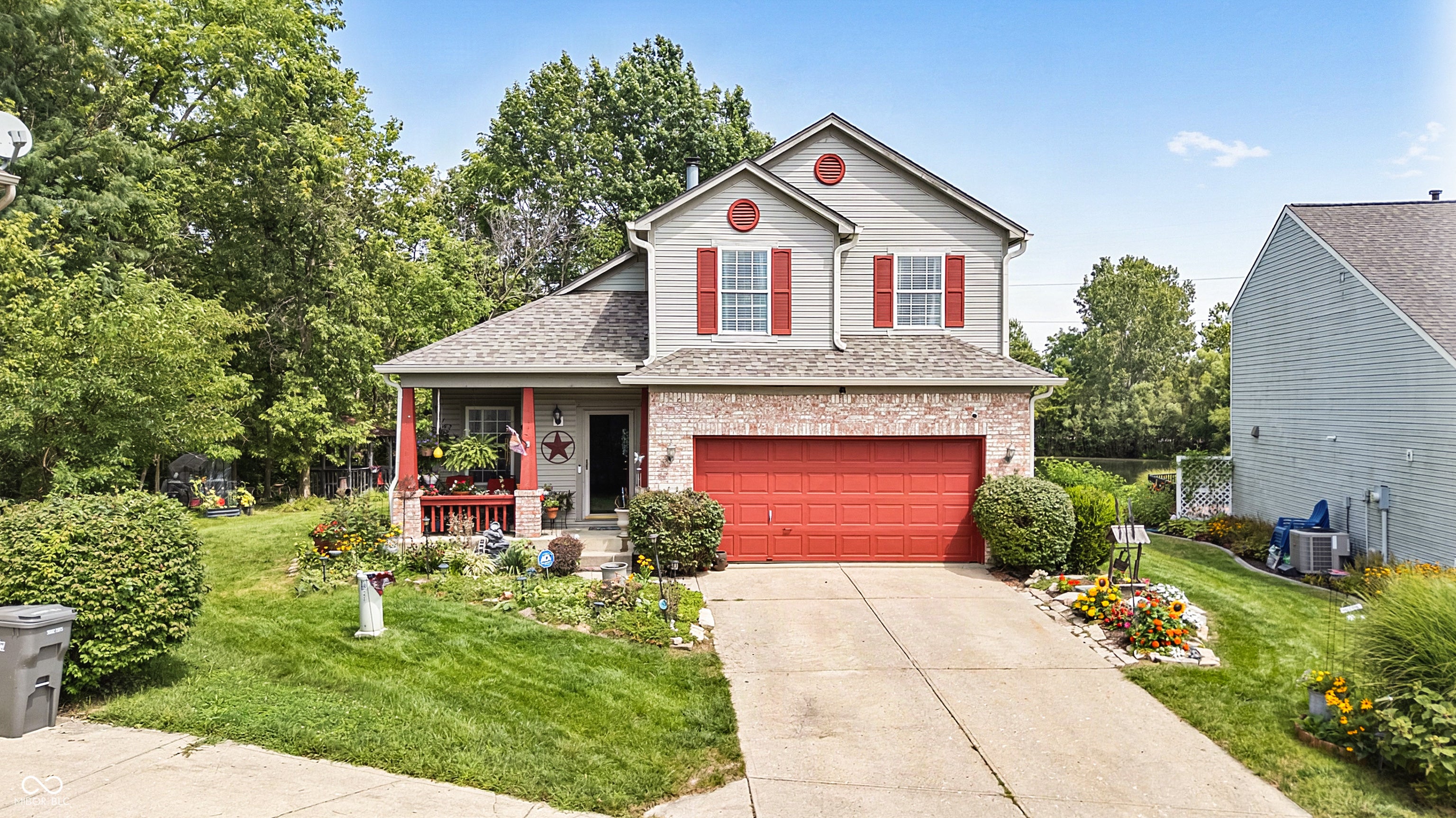 7404 Bluebird Court — photo