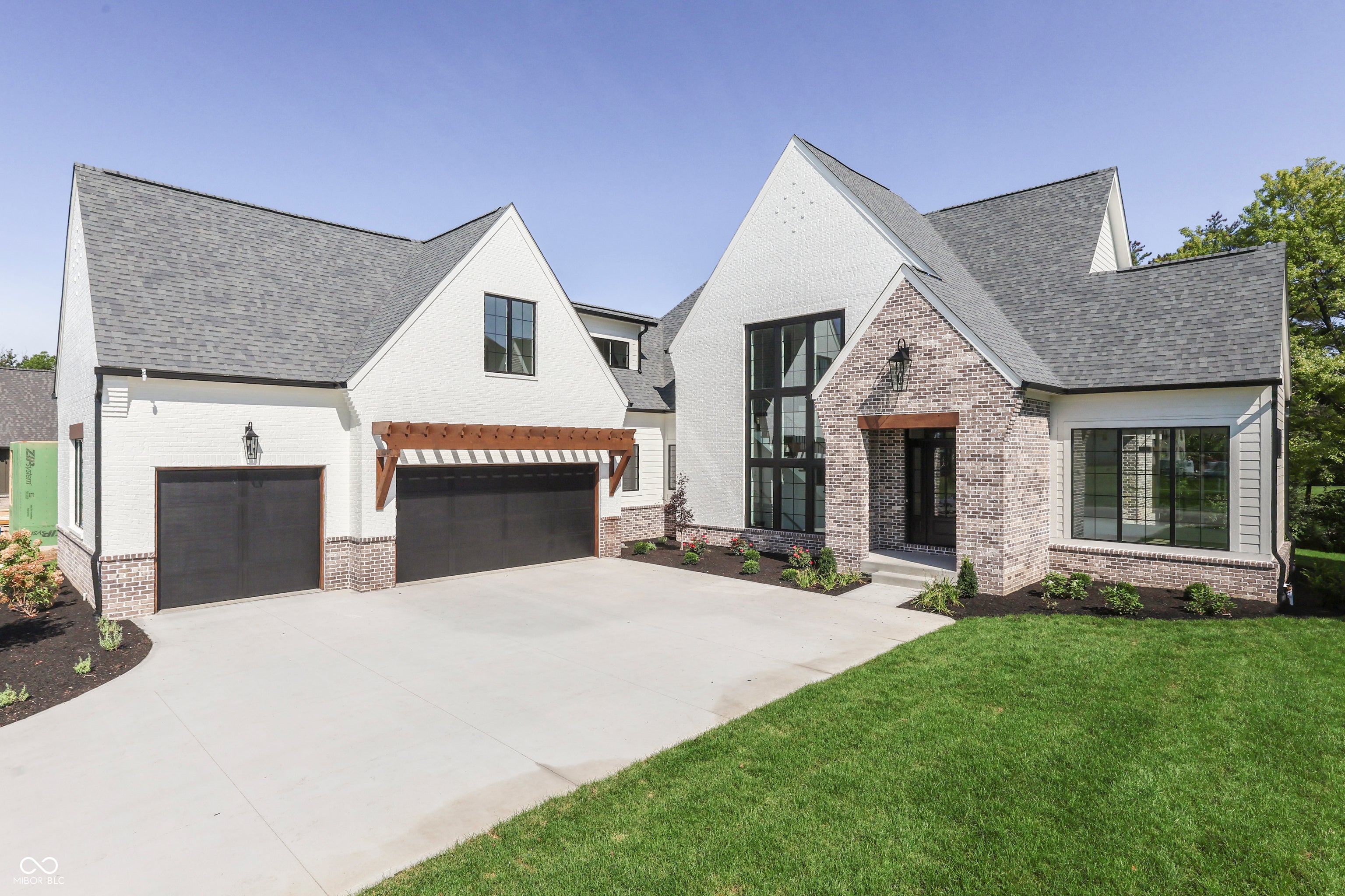 10880 Dartmoor Court — photo