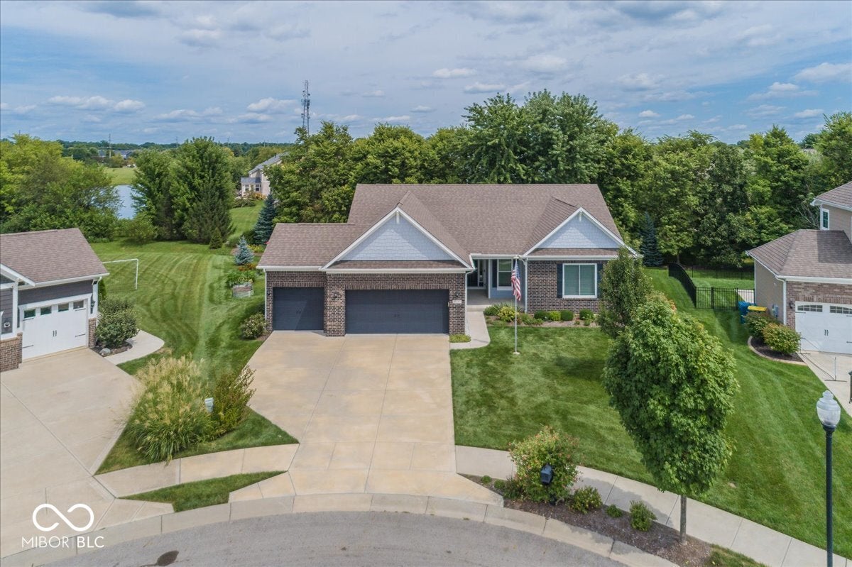 10237 Maiden Court — photo