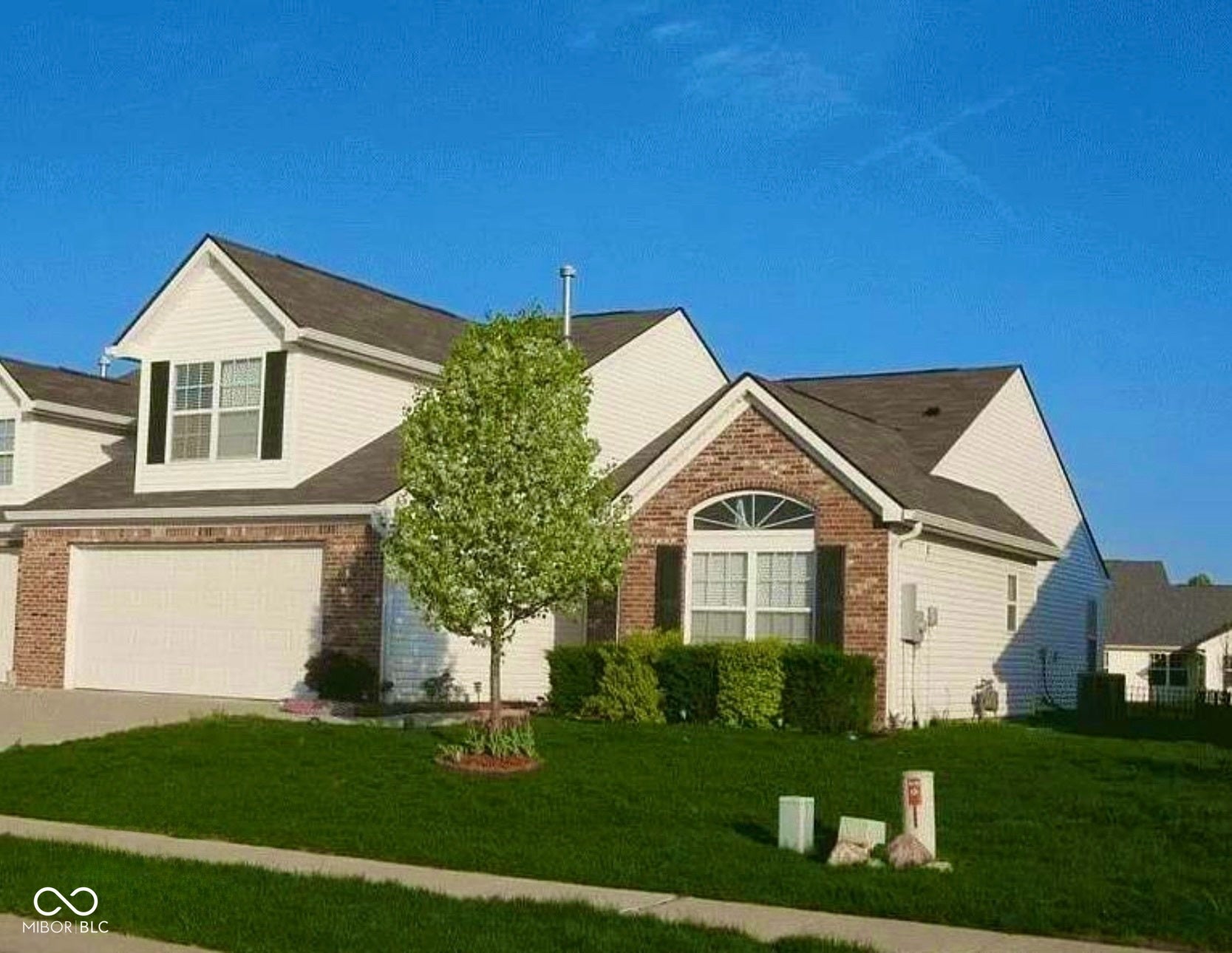 1350 Hamilton Drive — photo