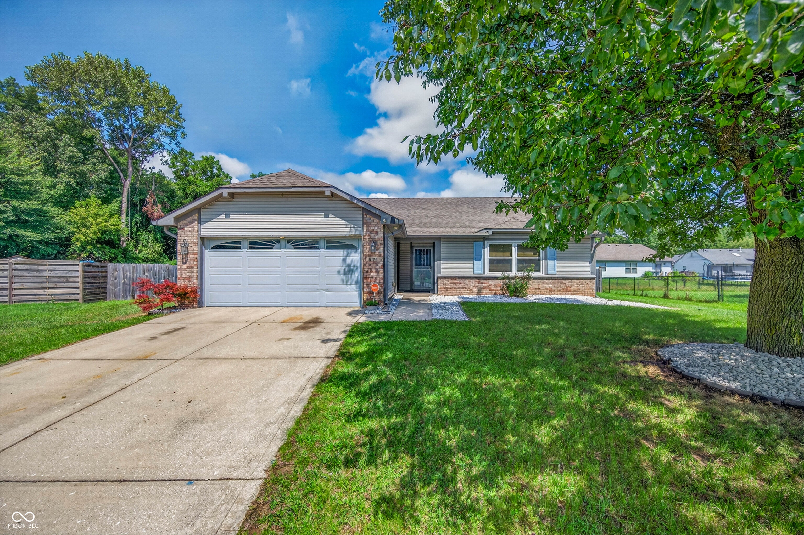 6122 Carrie Place — photo