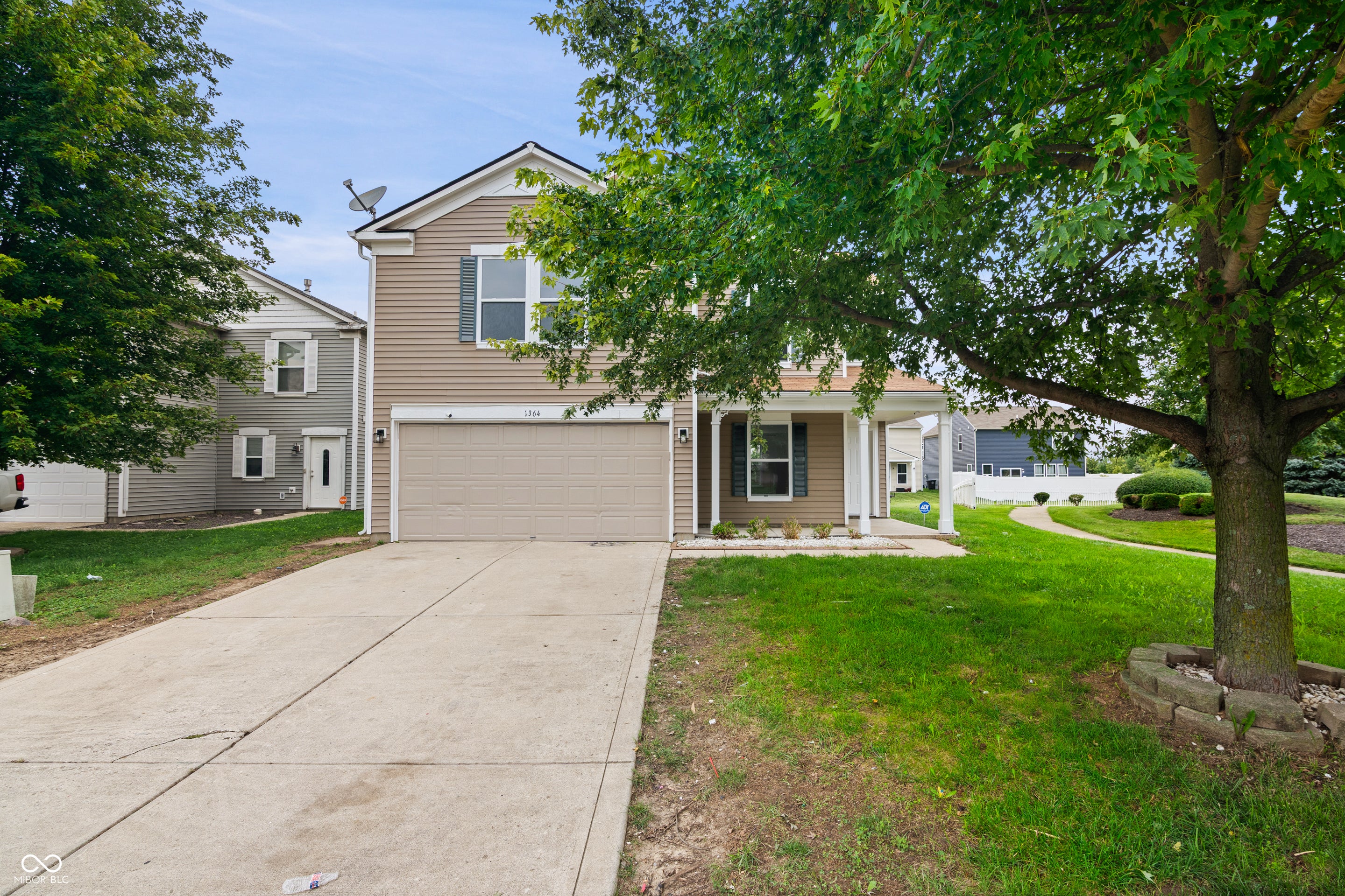 1364 Ellington Drive — photo