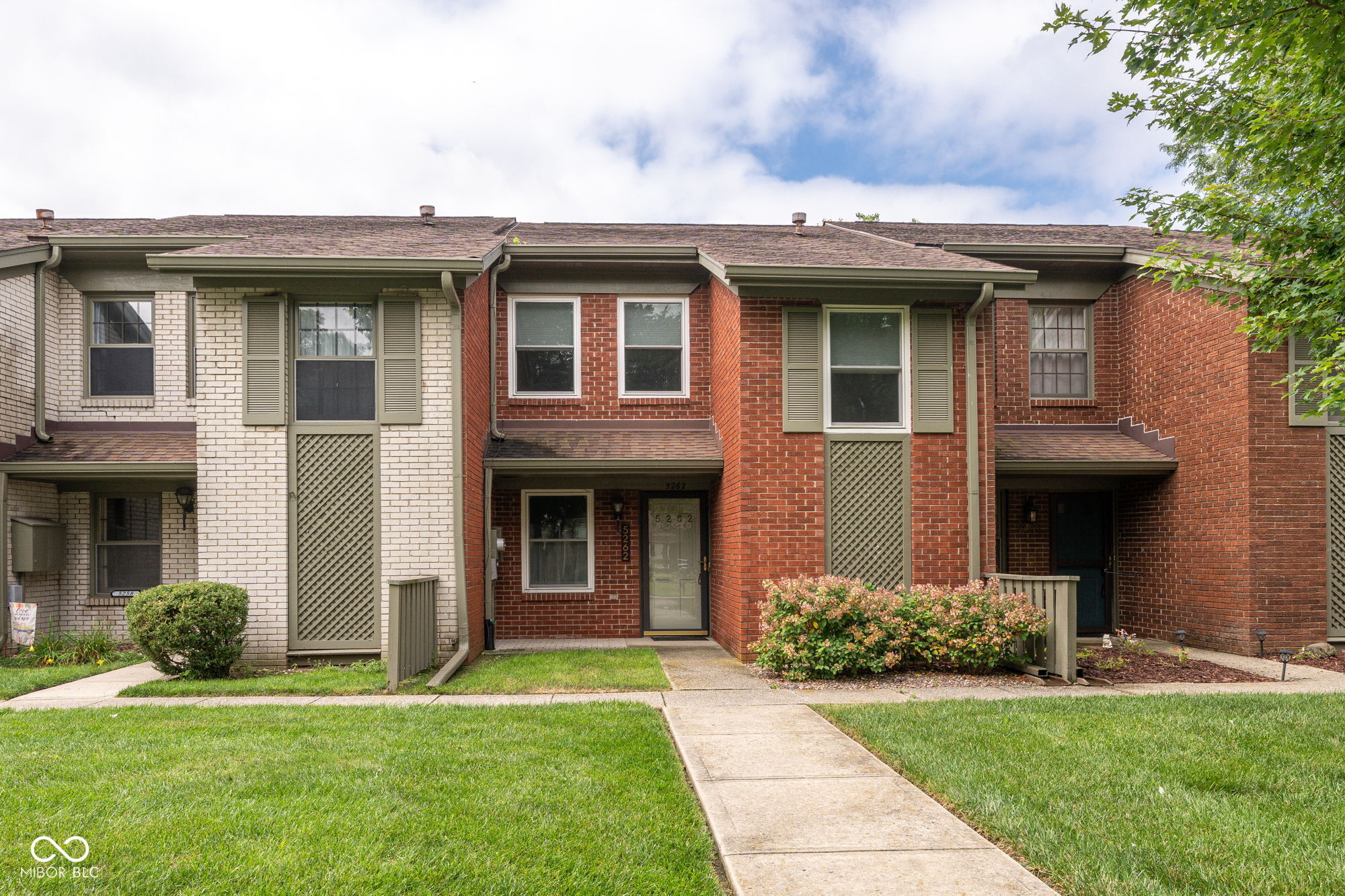 5262 Whisperwood Lane 258 — photo