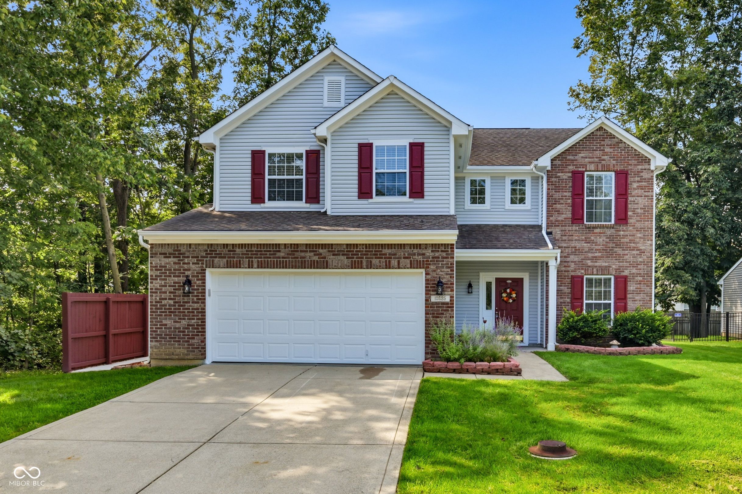 10695 Trailwood Drive — photo