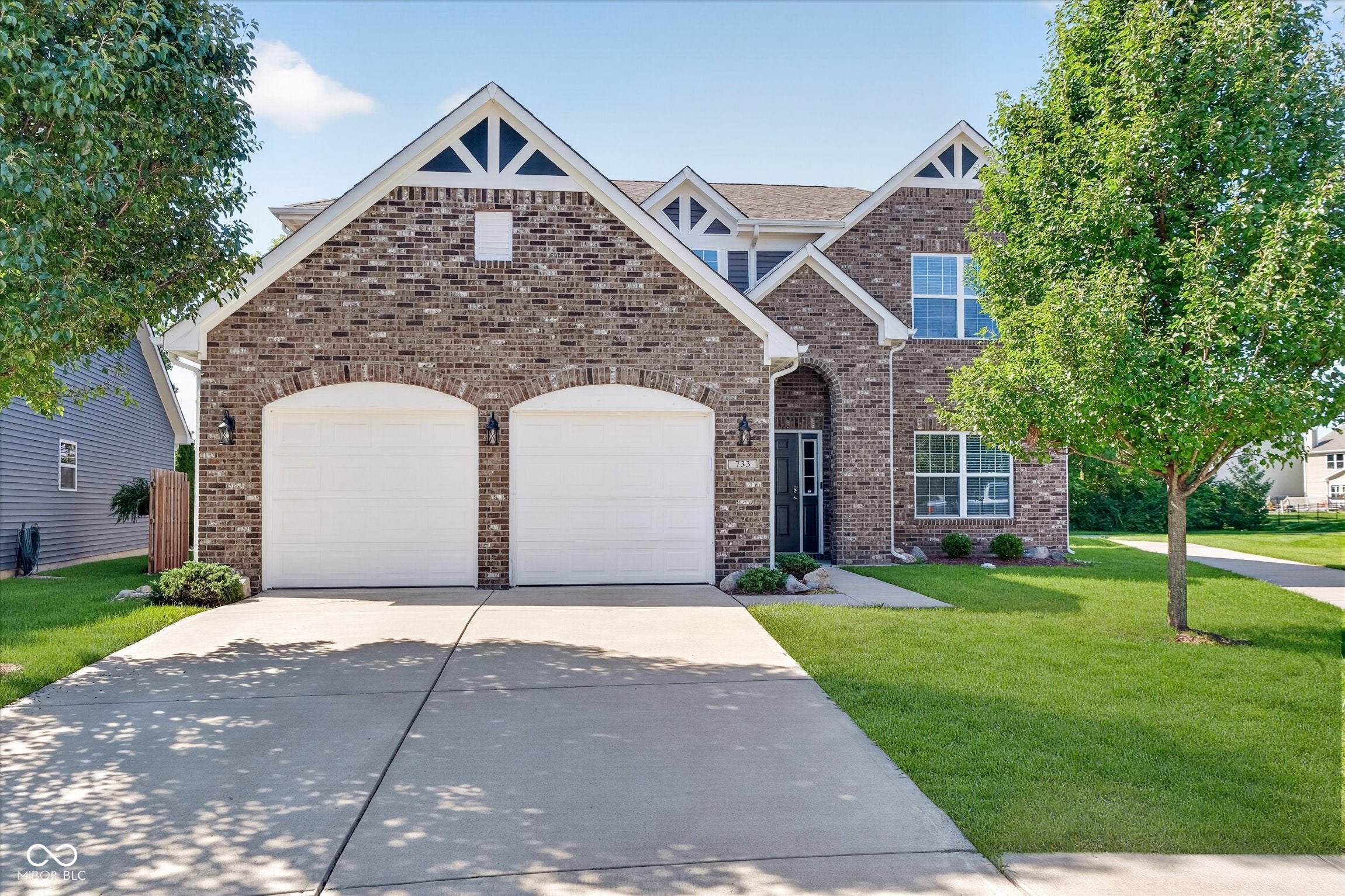 733 Farnham Drive — photo