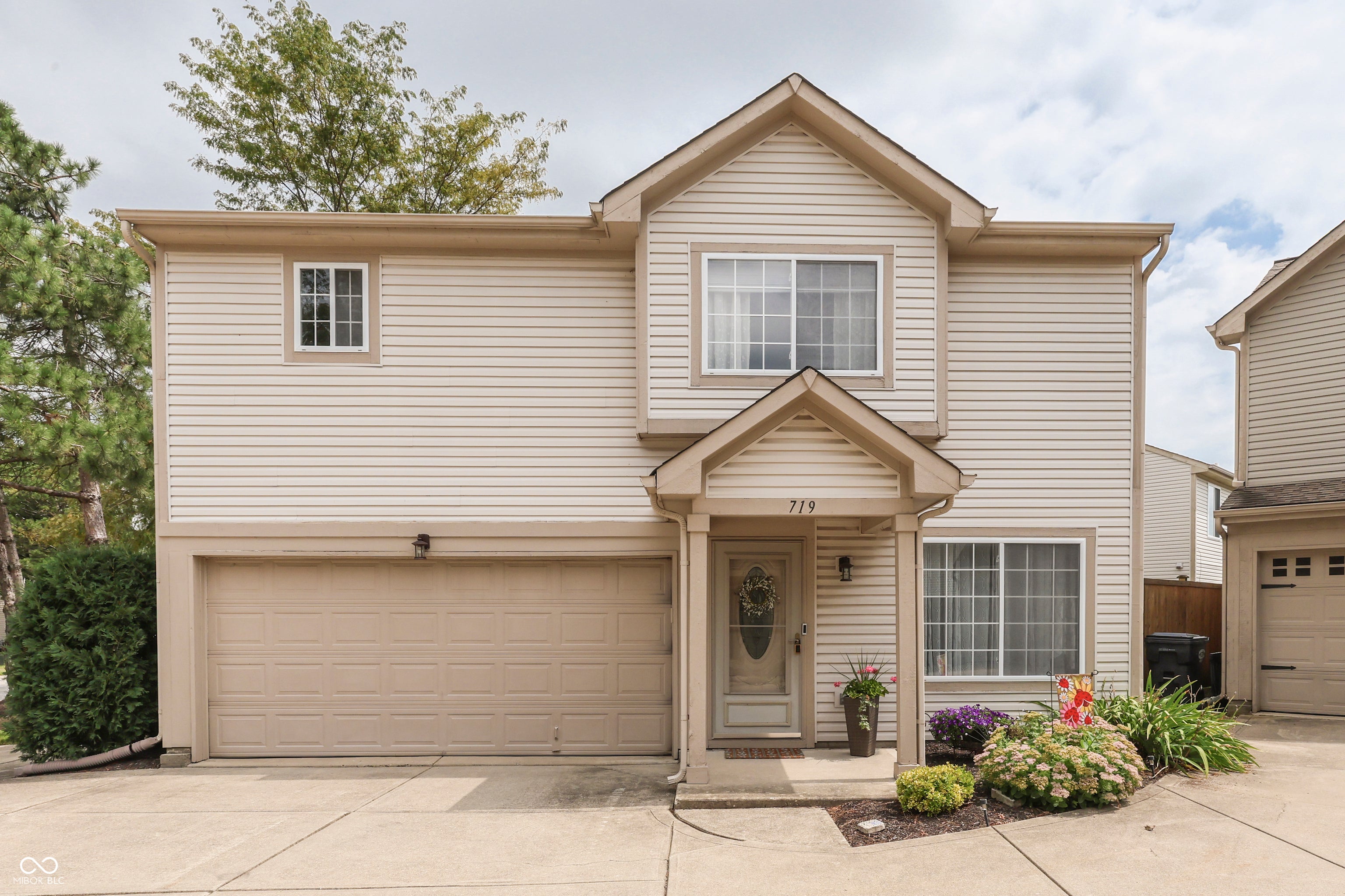 719 Mountain Pine Drive — photo