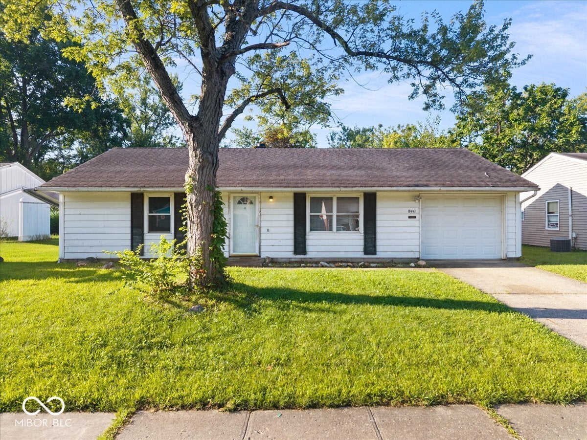 8441 E 42nd Place — photo