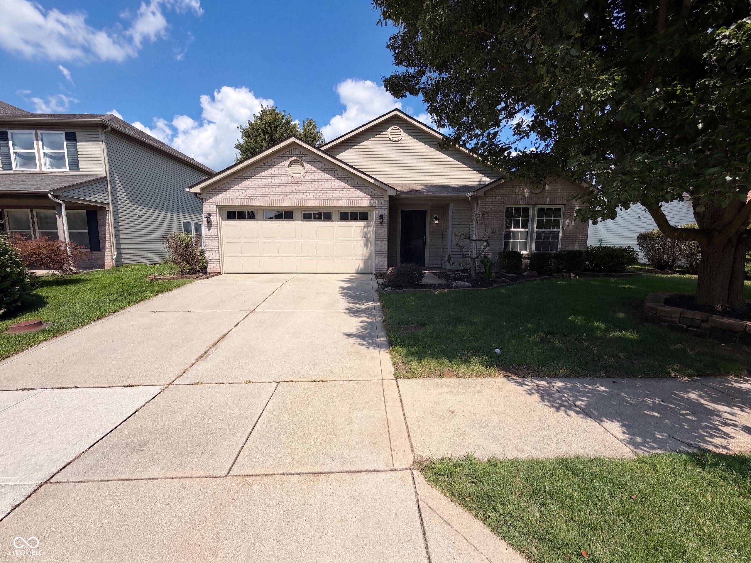 12134 Brushfield Lane — photo