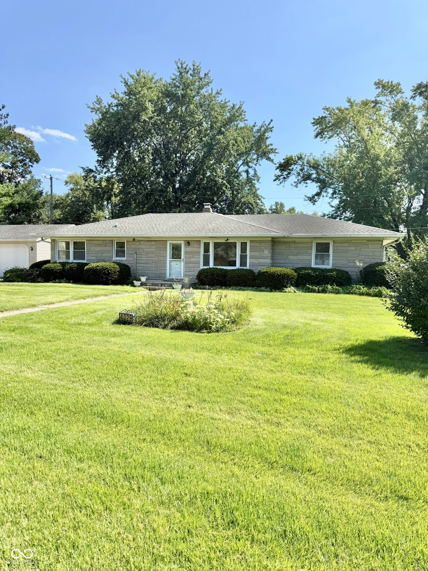 4029 Ridgeway Drive — photo