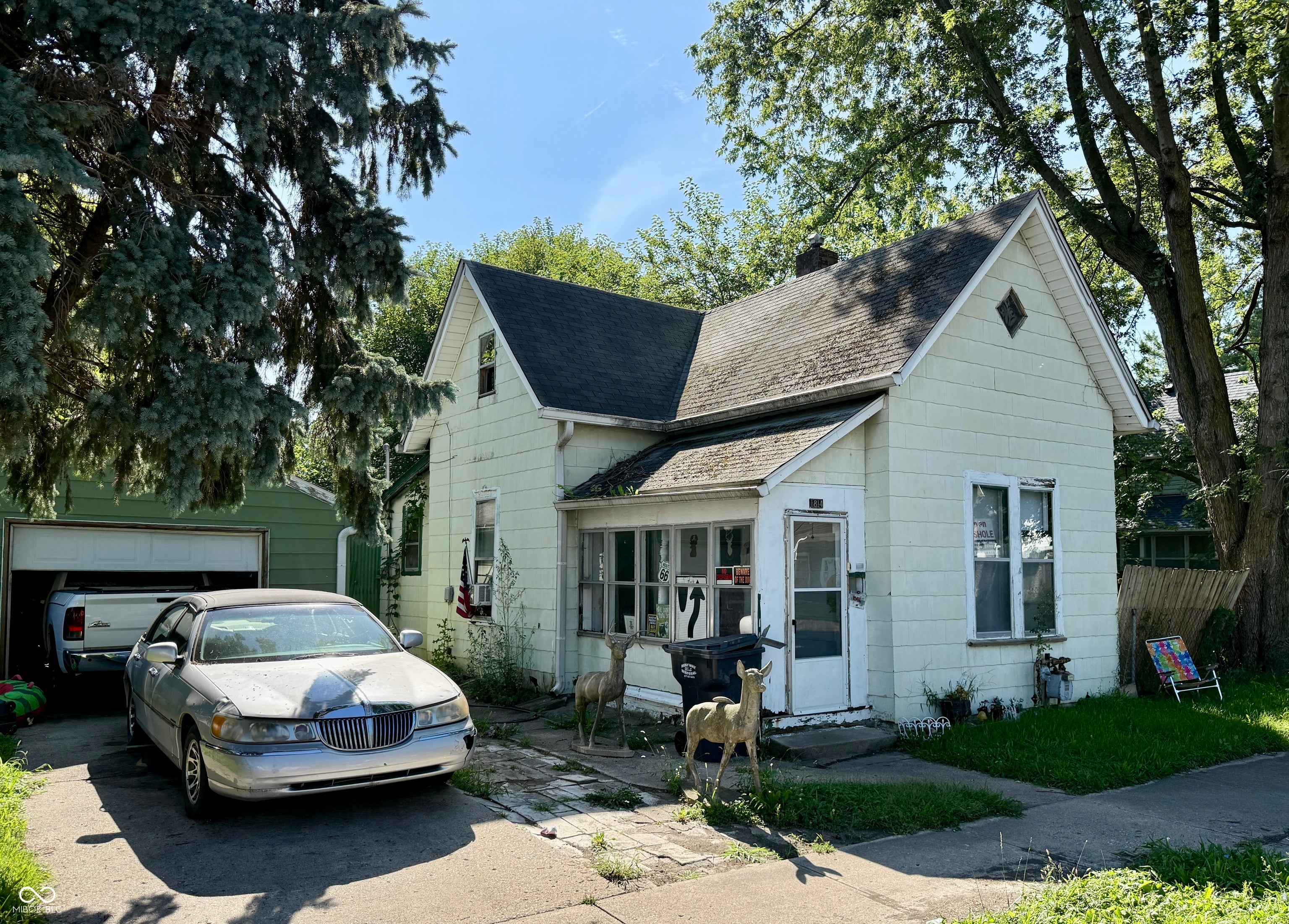 1814 Noble Street — photo