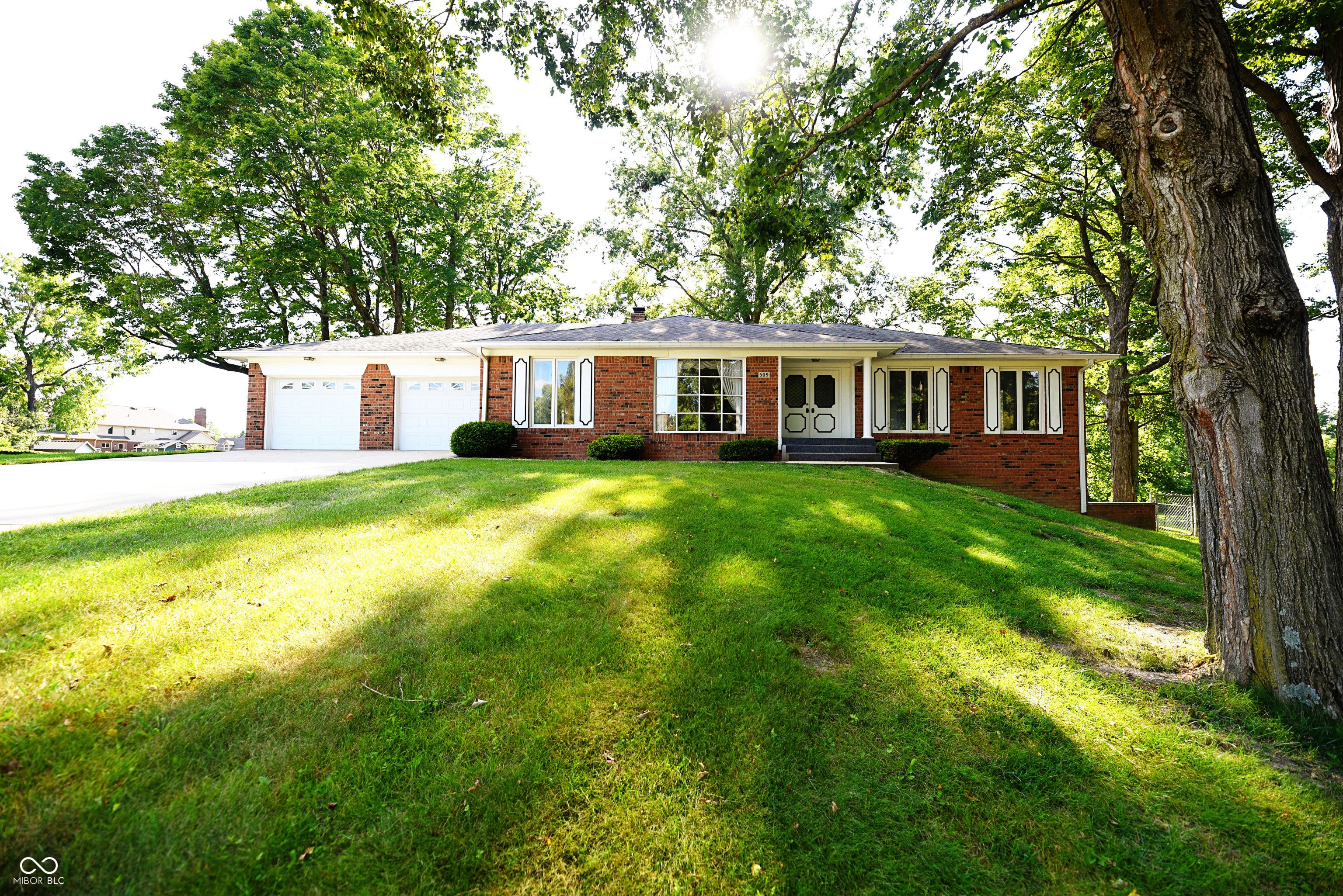 509 Oak Boulevard West Drive — photo