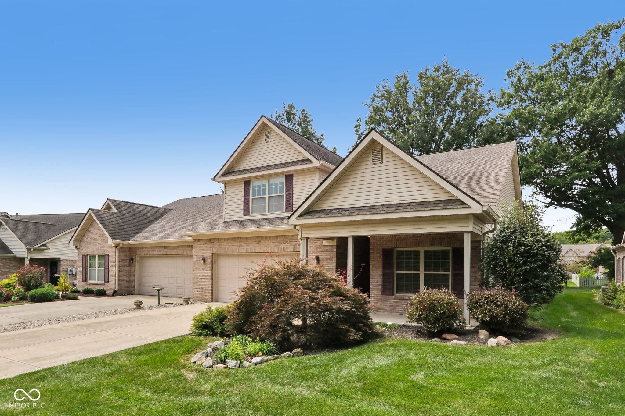 5393 Lipizzan Lane — photo