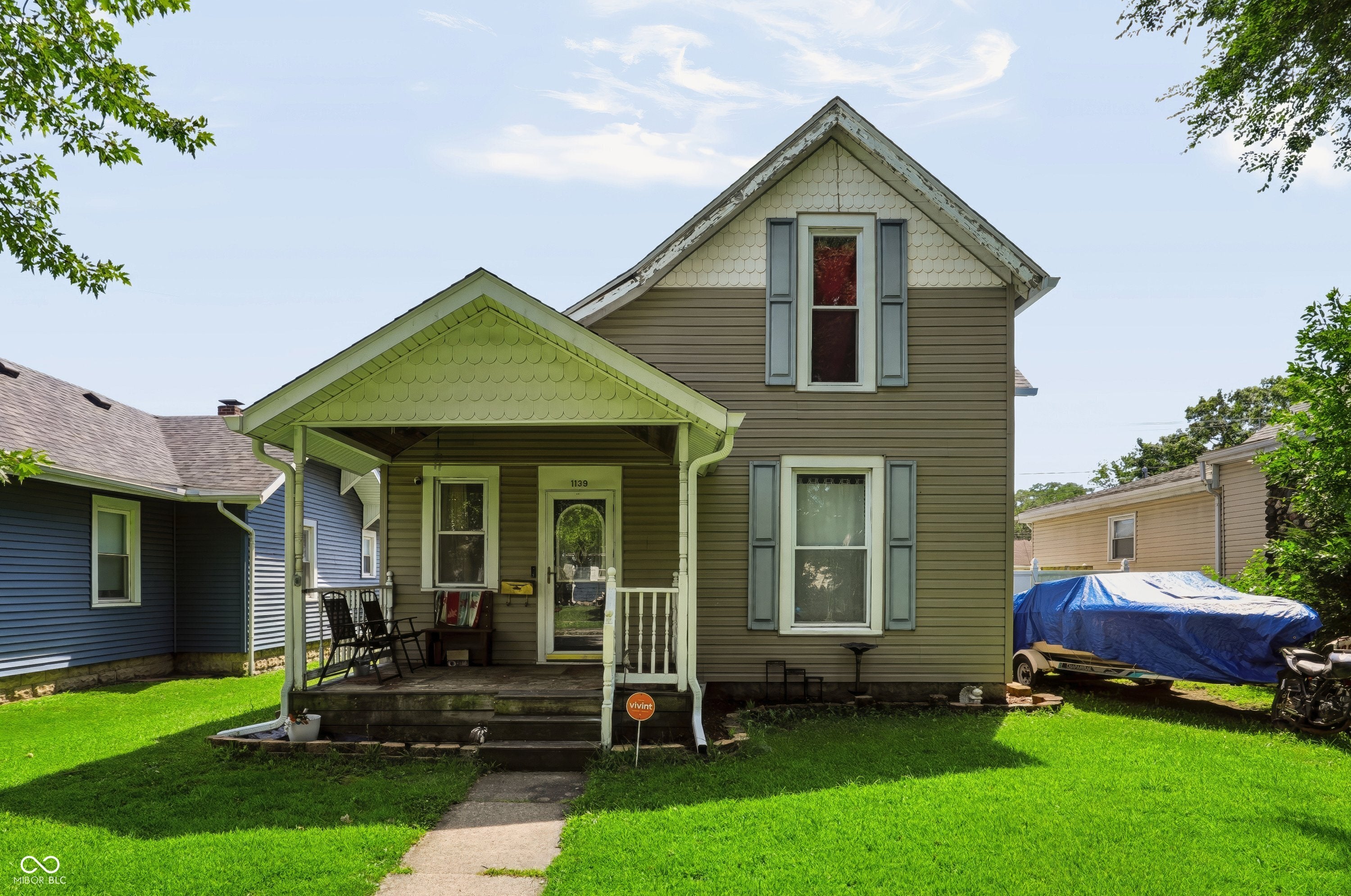 1139 W 5th Street — photo