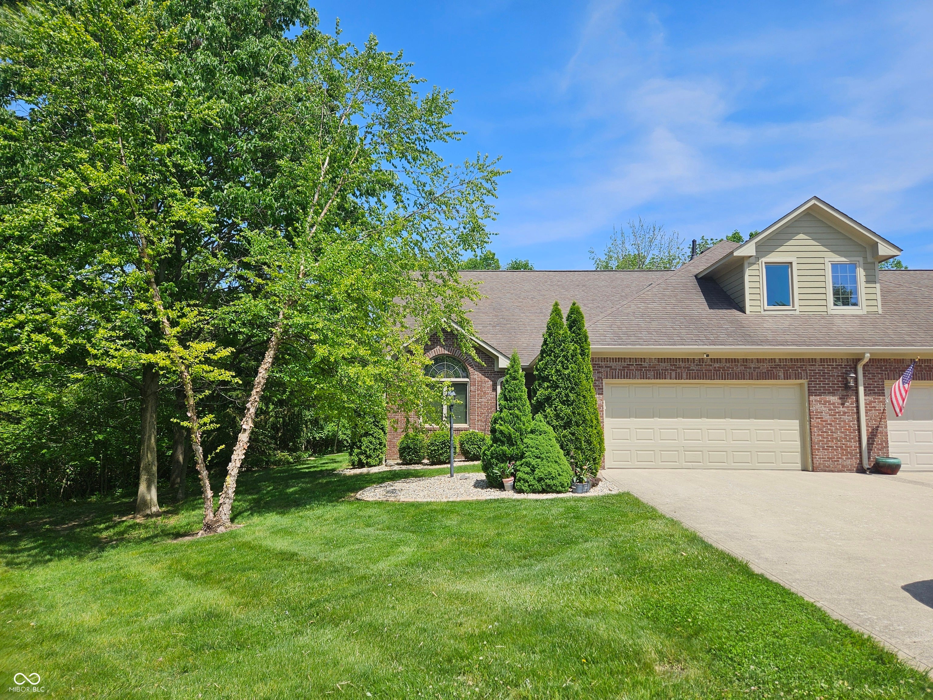1755 Walnut Trace — photo