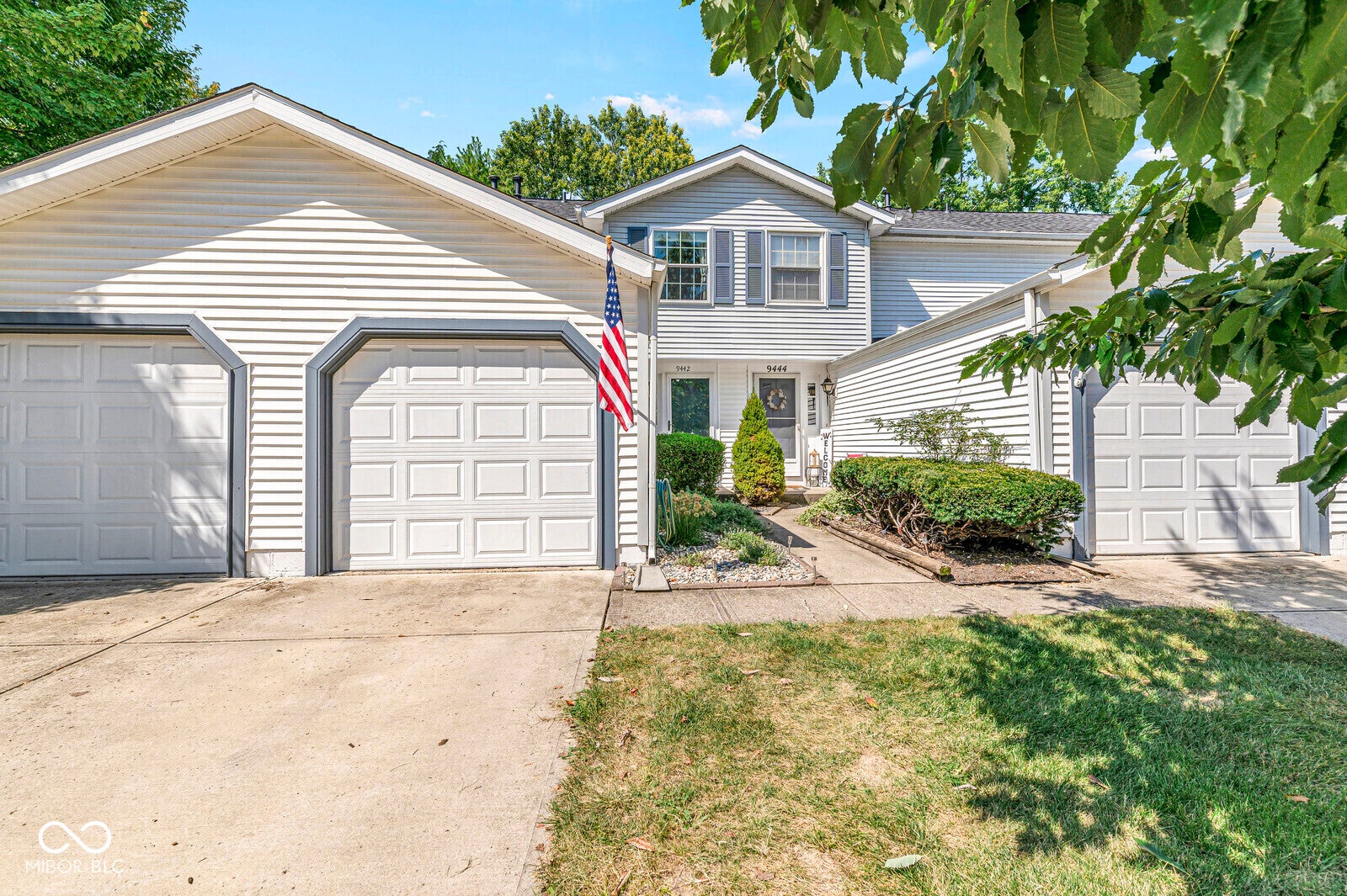 9442 Timber View Drive — photo