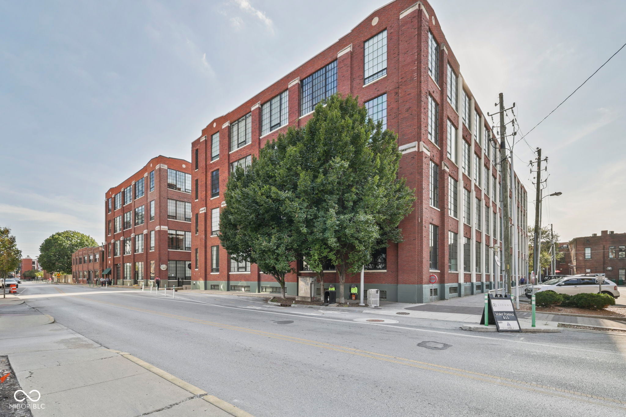 624 E Walnut Street 110 — photo